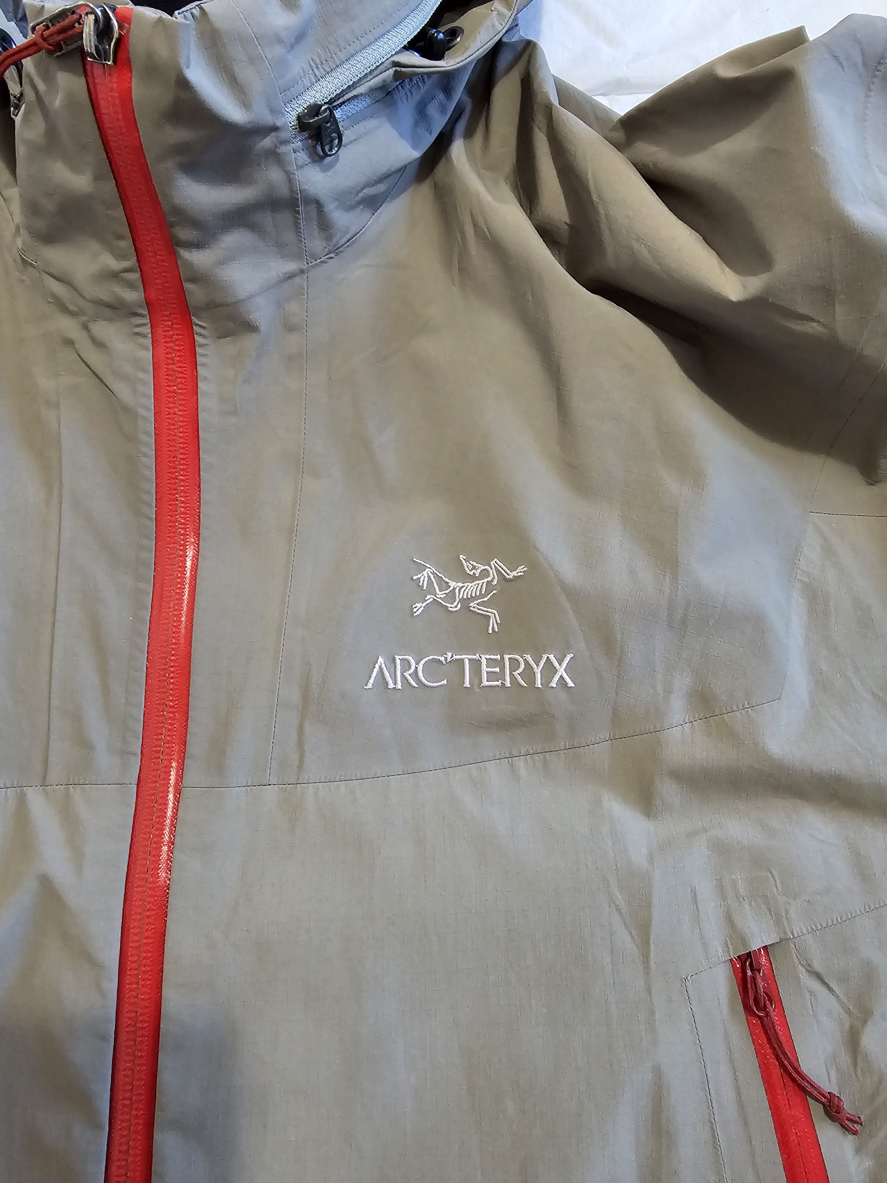 Arc'teryx Rare Arc'teryx Gore-Tex Shell Jacket – Ultra-Lightweight Size US XXL / EU 58 / 5 - 2 Thumbnail