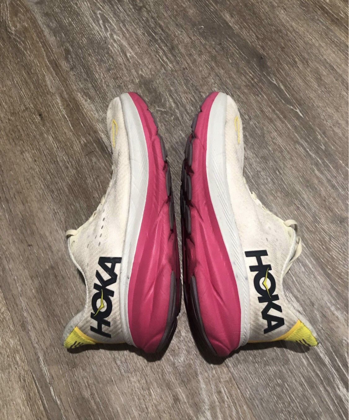 Hoka Hoka Clifton 9 112896-EBDB Size US 7 / EU 40 - 7 Thumbnail