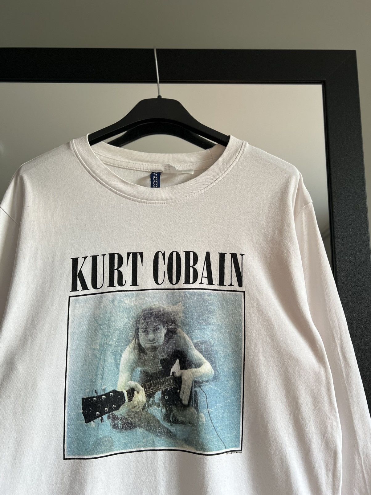 Nirvana RARE❗️Kurt Cobain Nirvana x H&M Long Sleeve Shirt Size US M / EU 48-50 / 2 - 4 Thumbnail