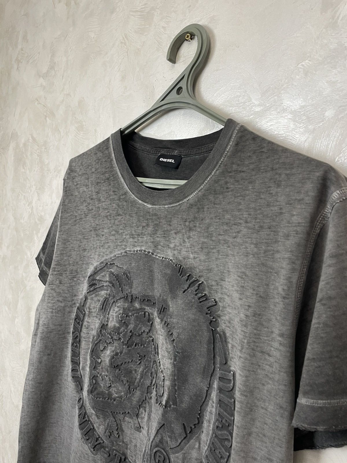 Diesel Diesel vintage avant garde faded t shirt Size US L / EU 52-54 / 3 - 3 Thumbnail