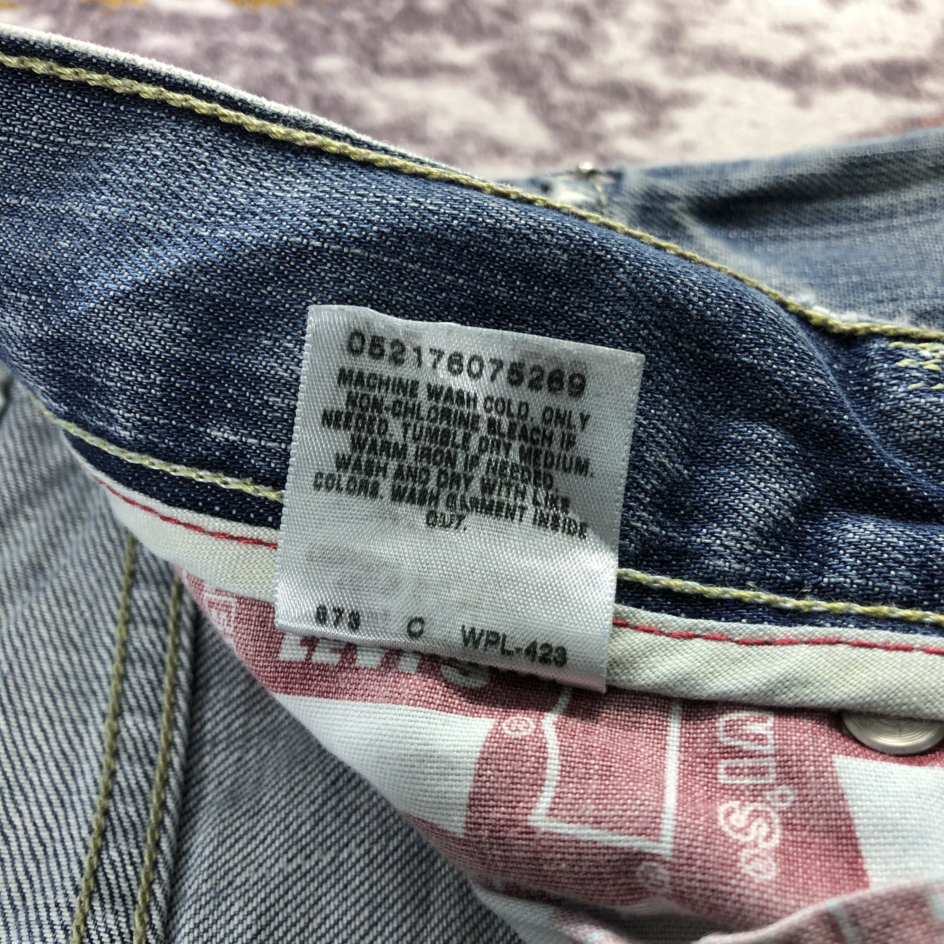 Levi's × Vintage Vintage Blue Wash Levis 569 Jeans-JM2942 Size US 34 / EU 50 - 16 Thumbnail