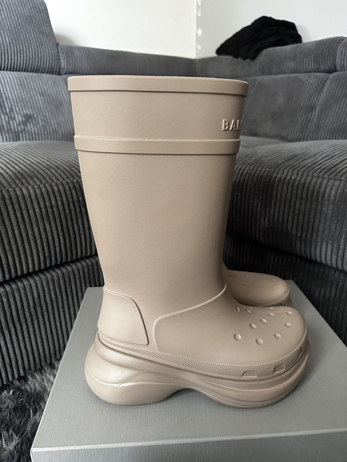 Balenciaga × Crocs Balenciaga Crocs Boota Size US 10 / IT 40 - 1 Thumbnail
