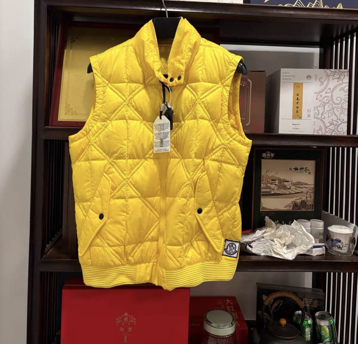 Moncler Yellow Quilted Puffer Vest - Size L Size US L / EU 52-54 / 3 - 1 Thumbnail
