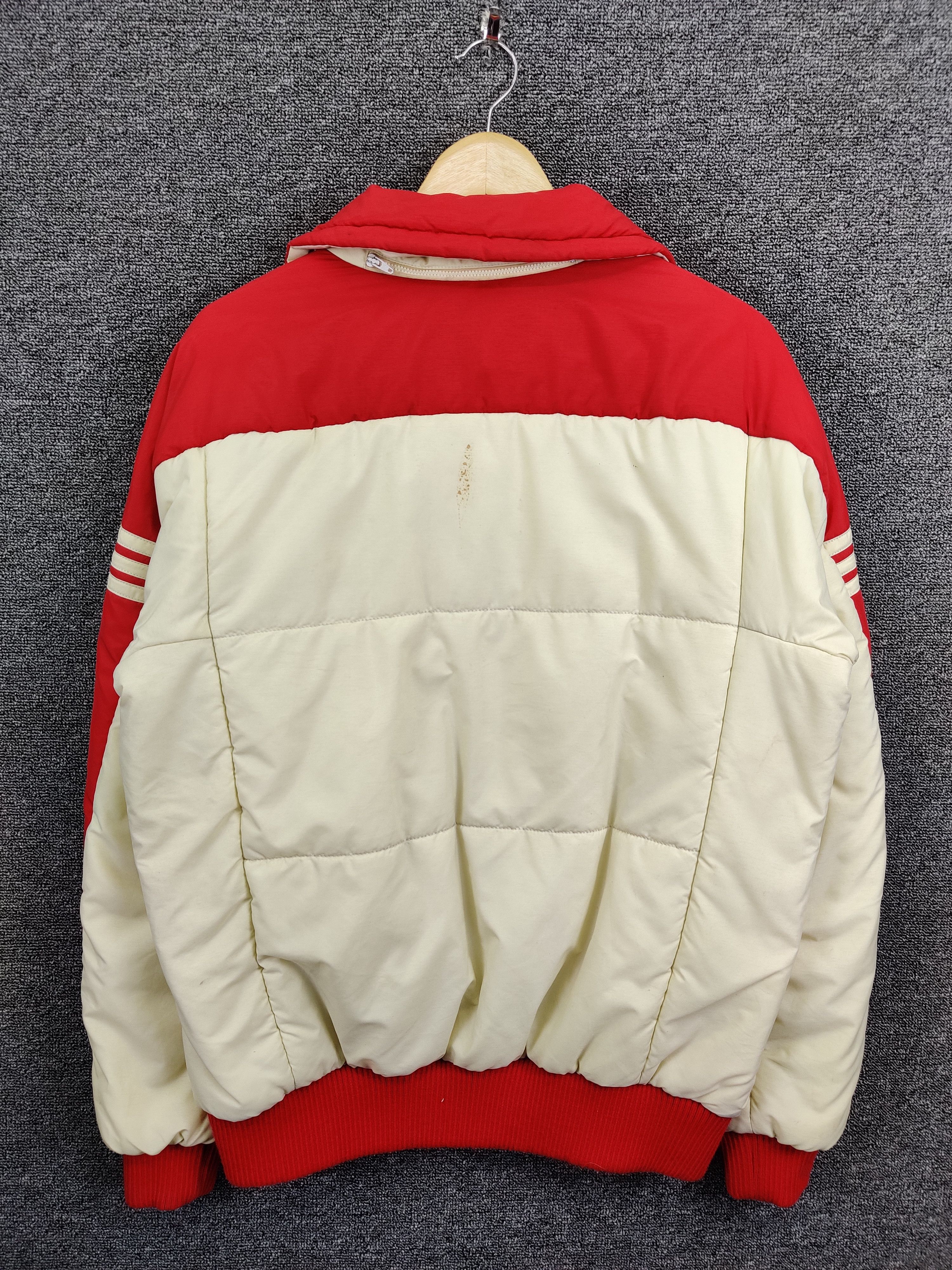 Adidas Vintage 80s Adidas Trefoil Red Puffer Jacket Size US L / EU 52-54 / 3 - 5 Thumbnail