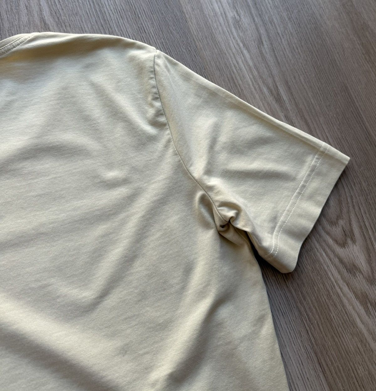 Escada Vintage Escada Beige T-Shirt Tee Size M / US 6-8 / IT 42-44 - 11 Thumbnail