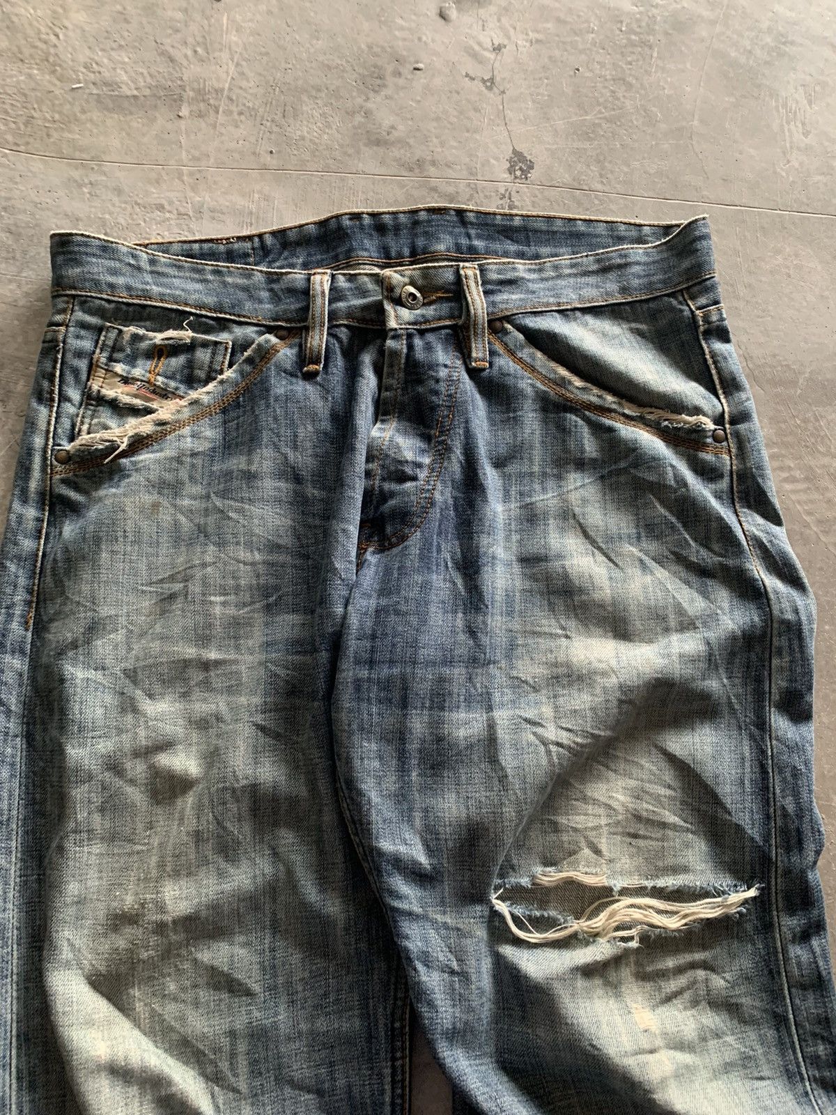 Designer × Diesel distressed loose diesel industry jeans Size US 37 - 11 Thumbnail