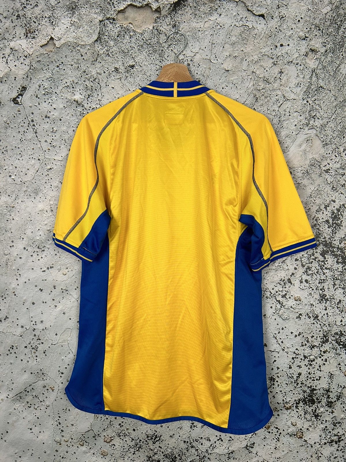 Umbro Vintage Sweden Umbro Soccer Jersey Football World Cup Size US M / EU 48-50 / 2 - 4 Thumbnail