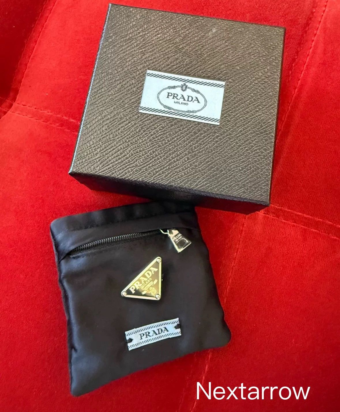 Prada ear clip 2412-Nextarrow