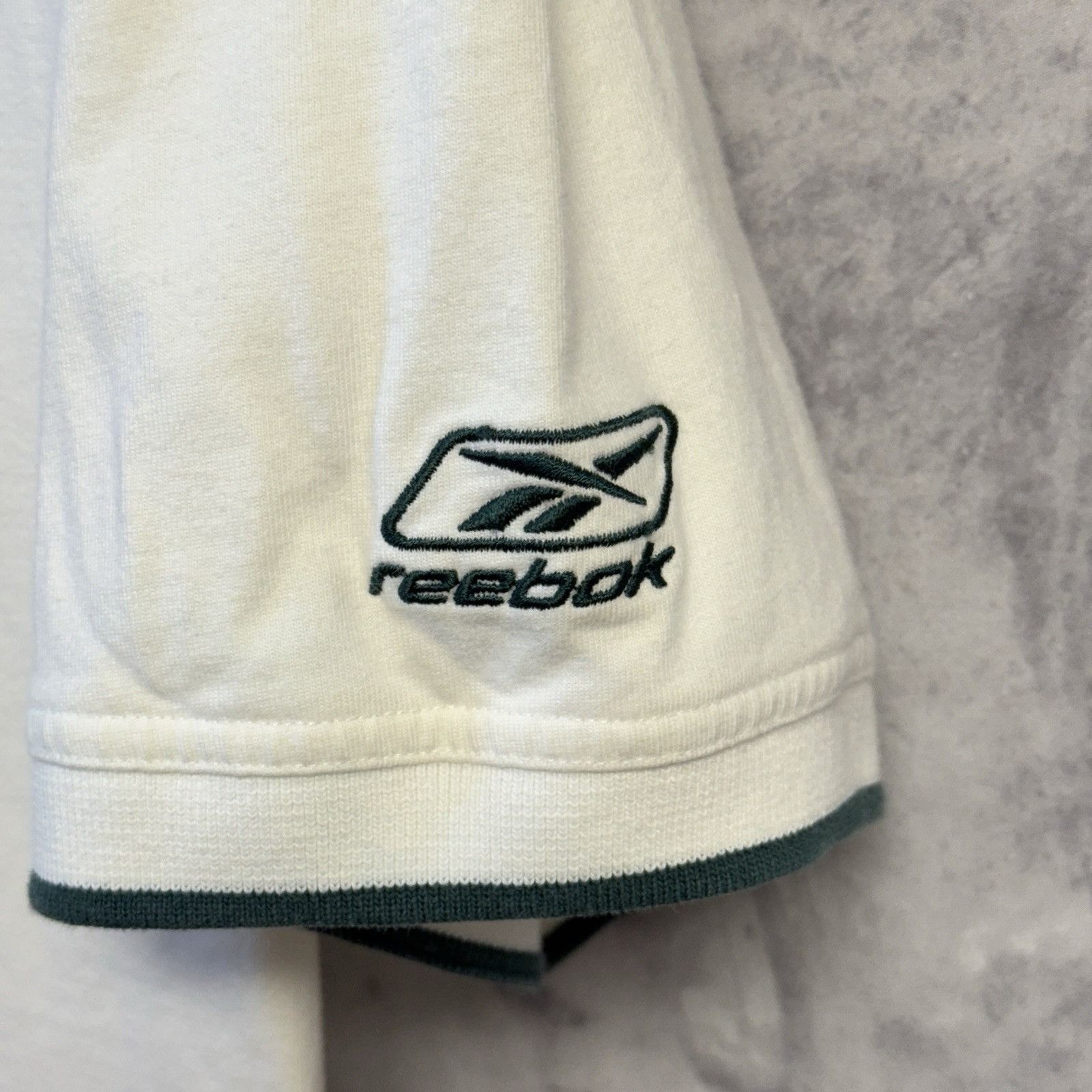 Reebok Vintage Philadelphia Eagles Polo Style Shirt XL Reebok NFL 2 Size US XL / EU 56 / 4 - 4 Thumbnail