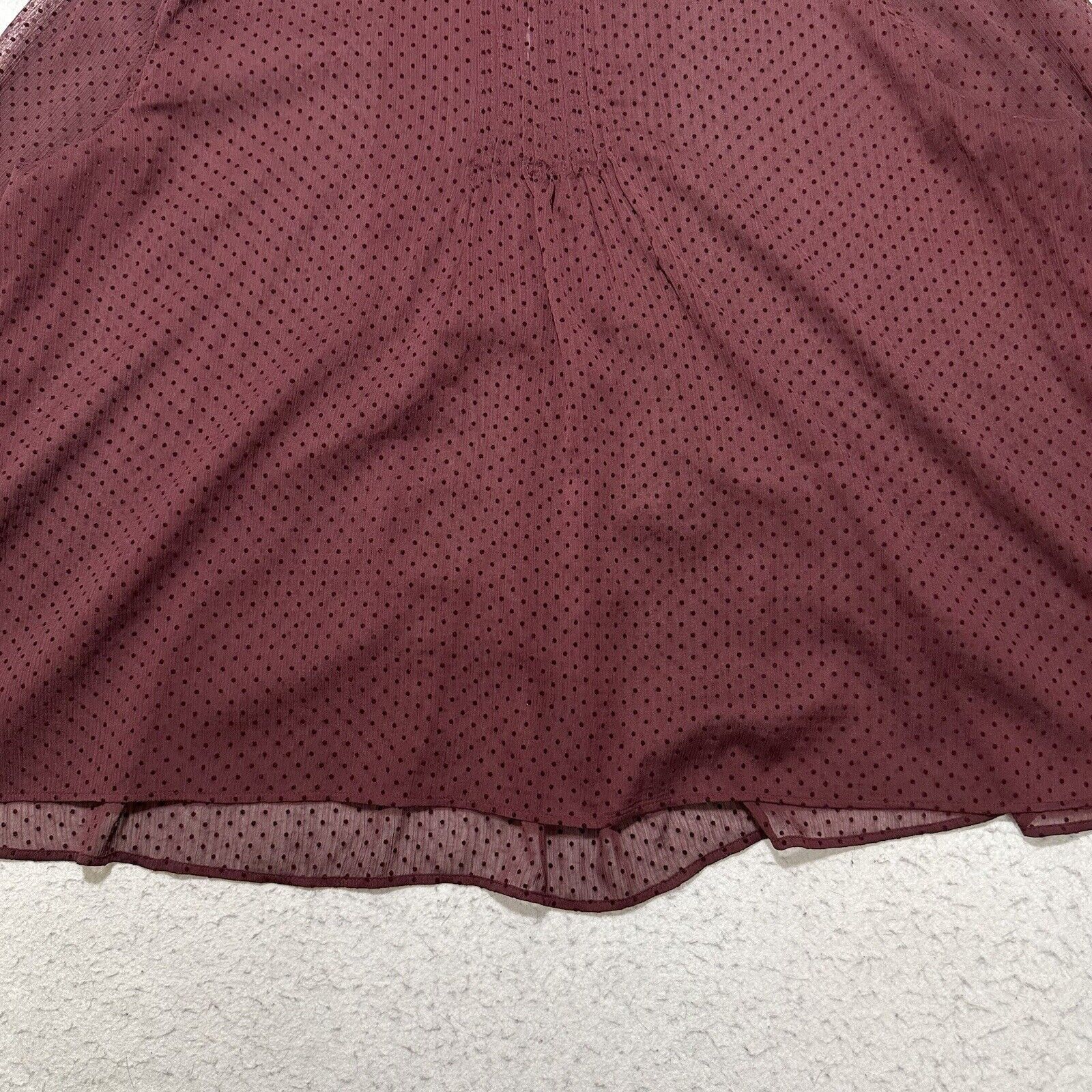 Old Navy Old Navy XXL Relaxed Crepe Burgundy Polka Dot Sheer Blouse Size XXL / US 16-18 / IT 52-54 - 12 Thumbnail
