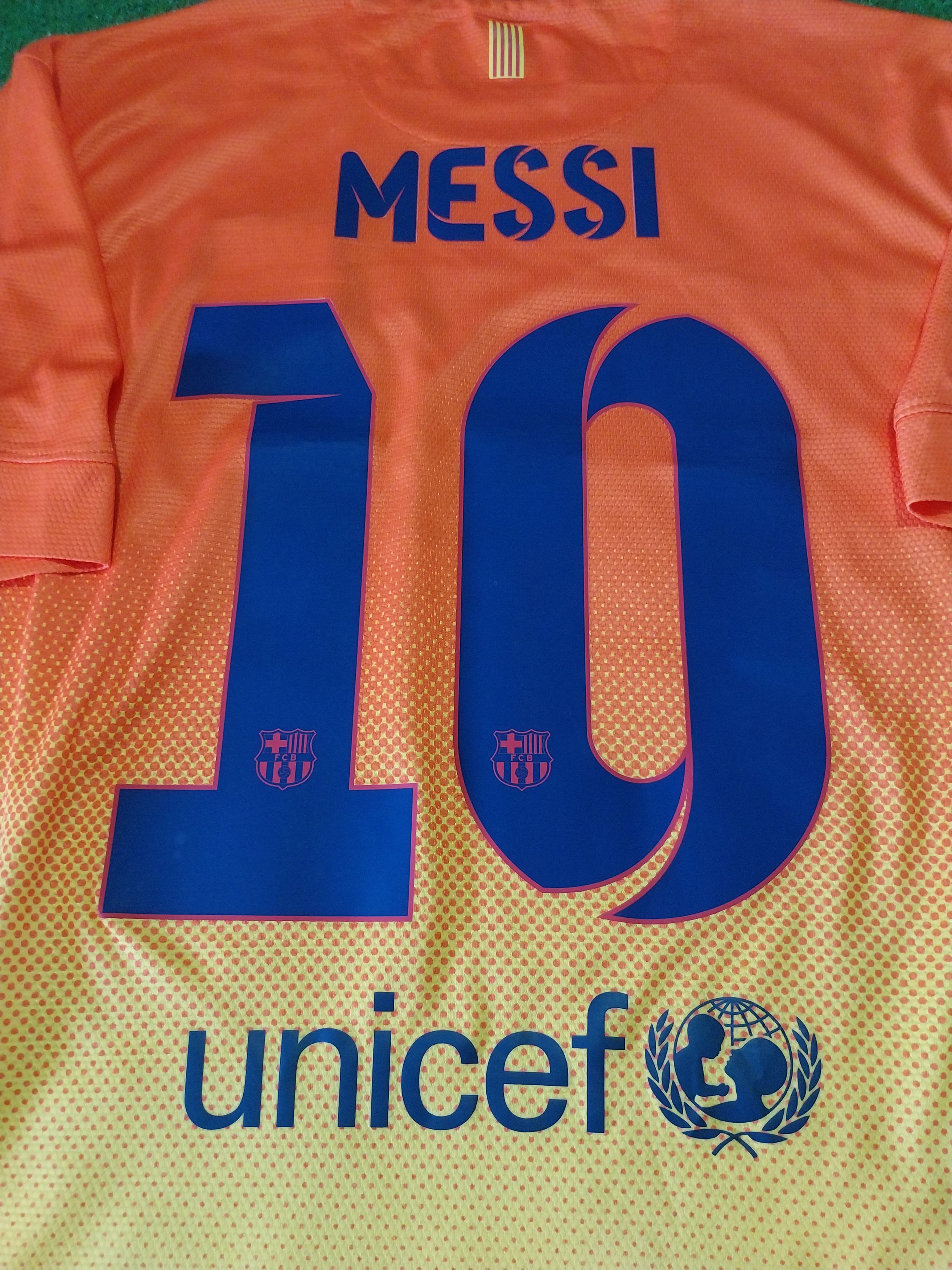 Nike Barcelona away 2012/2013 lionel messi jersey football Size US M / EU 48-50 / 2 - 13 Thumbnail