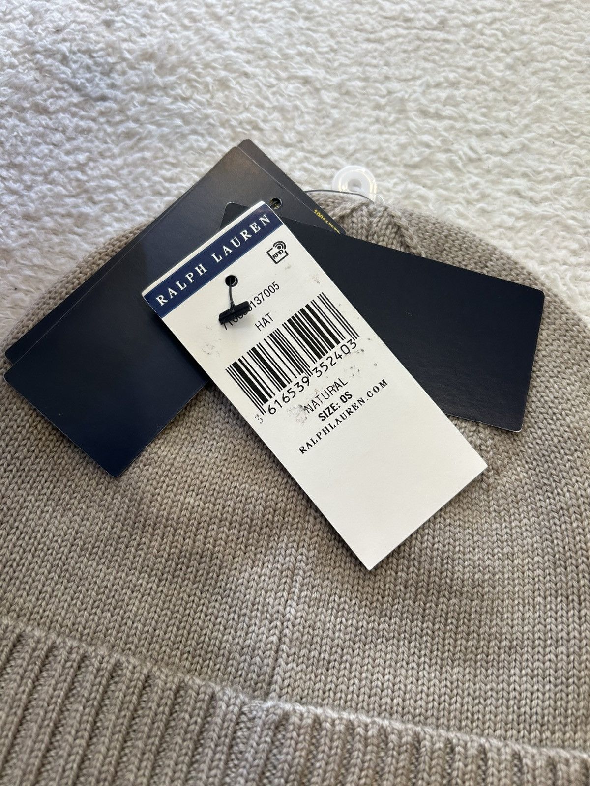 Polo Ralph Lauren Polo Ralph Lauren Signature Pony Merino Wool Beanie Hat BNWT Size ONE SIZE - 7 Thumbnail