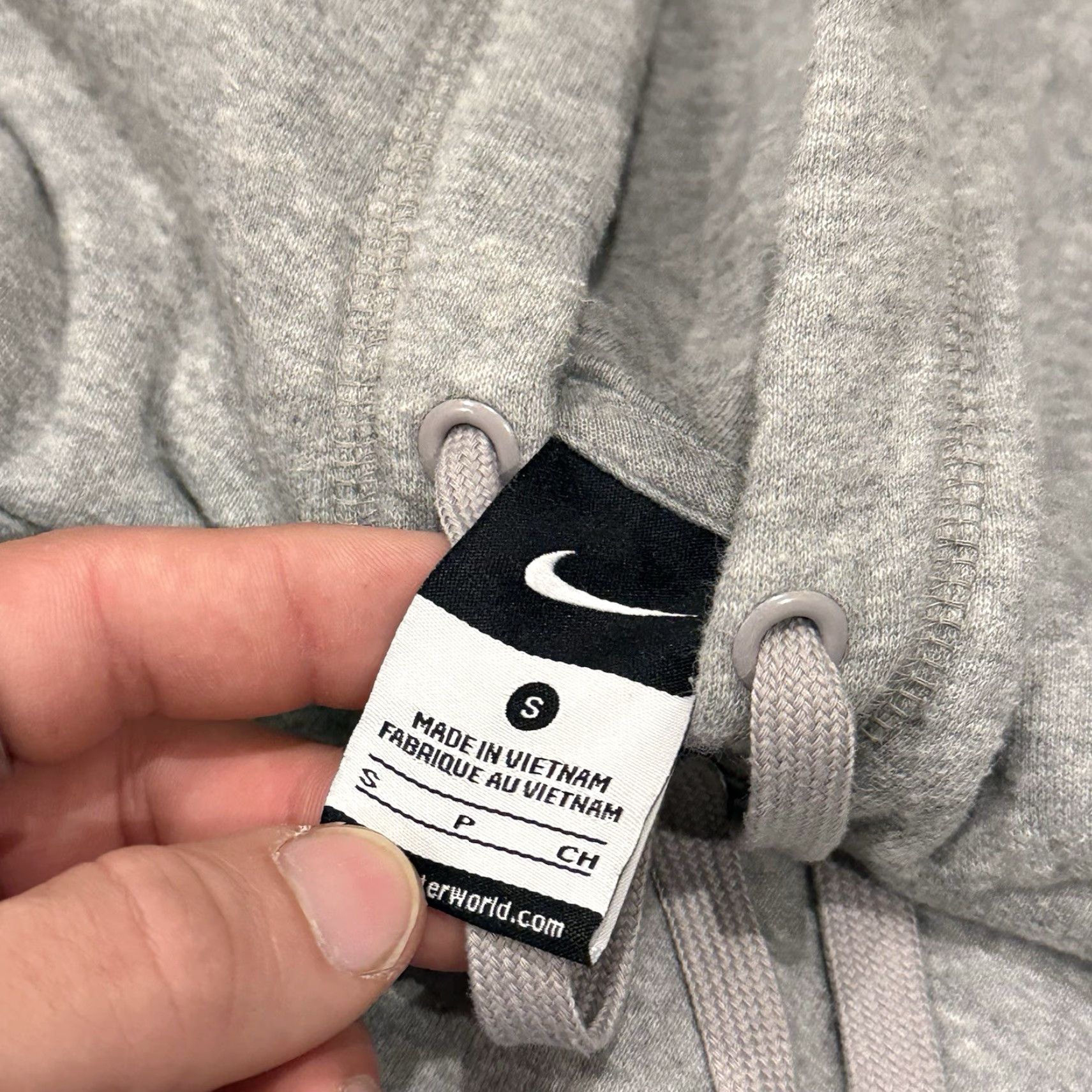 Nike Nike Hoodie Women’s Small Gray Oversized Fleece Center Swoosh Pullover Sportswear Hoodie Pullover Women’s Small Gray Nike Sportswear Logo Size S / US 4 / IT 40 - 3 Thumbnail