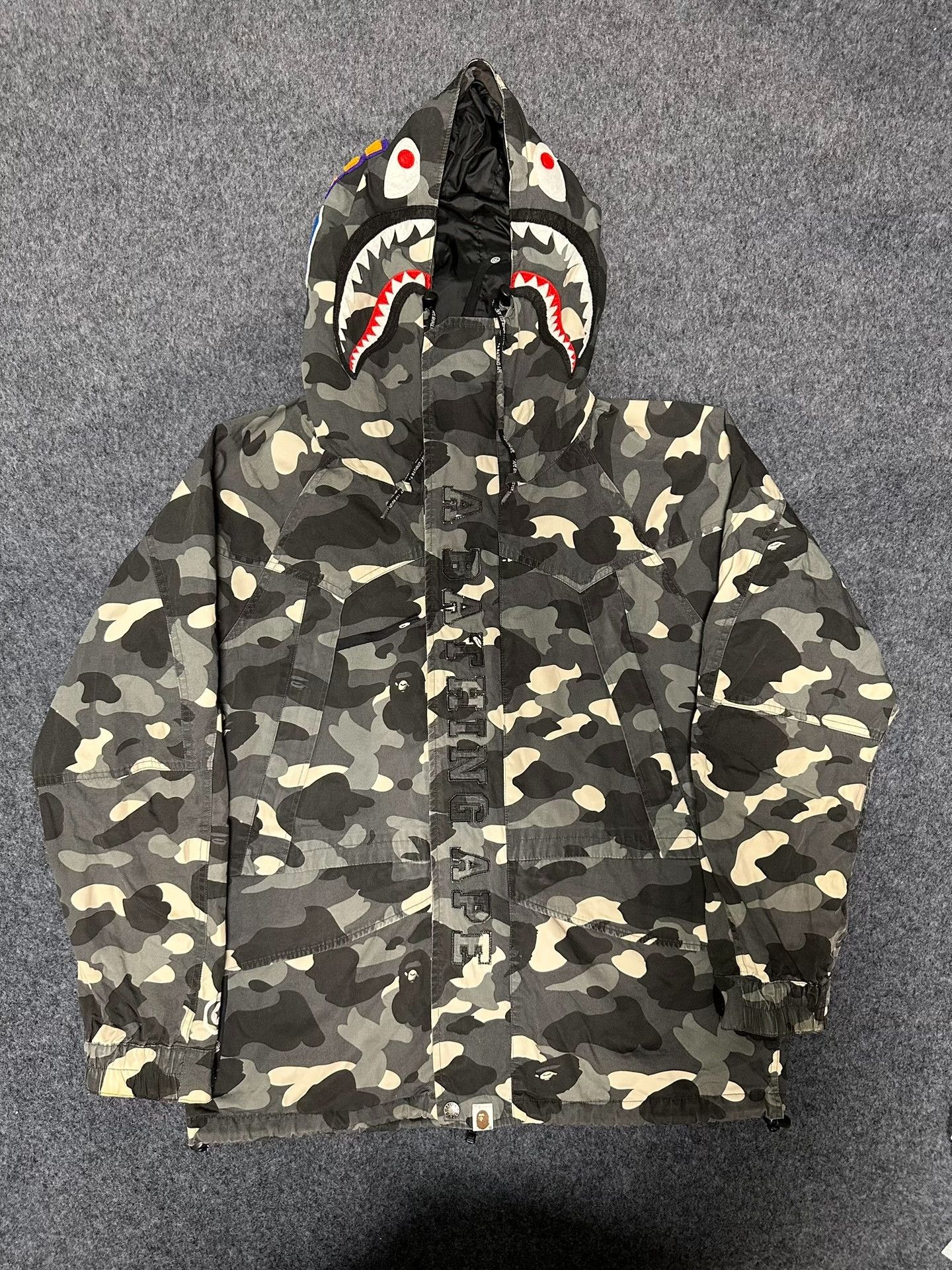 Bape Bape Multi Shark Jacket Outerwear Size US XL / EU 56 / 4 - 1 Thumbnail