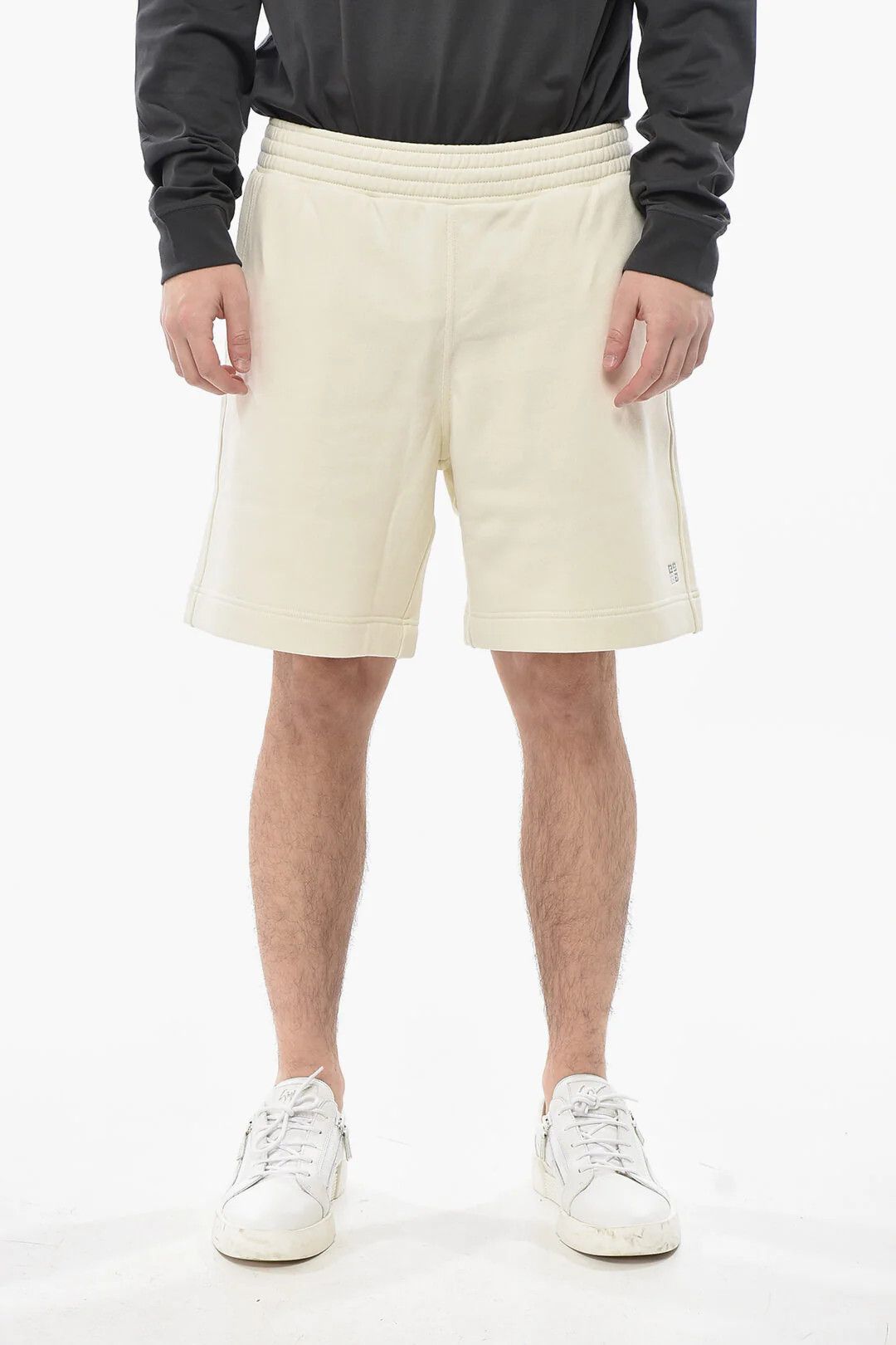 Givenchy og1mm0326 Brushed Cotton 3-Pocket Short in White Size US 32 / EU 48 - 1 Thumbnail