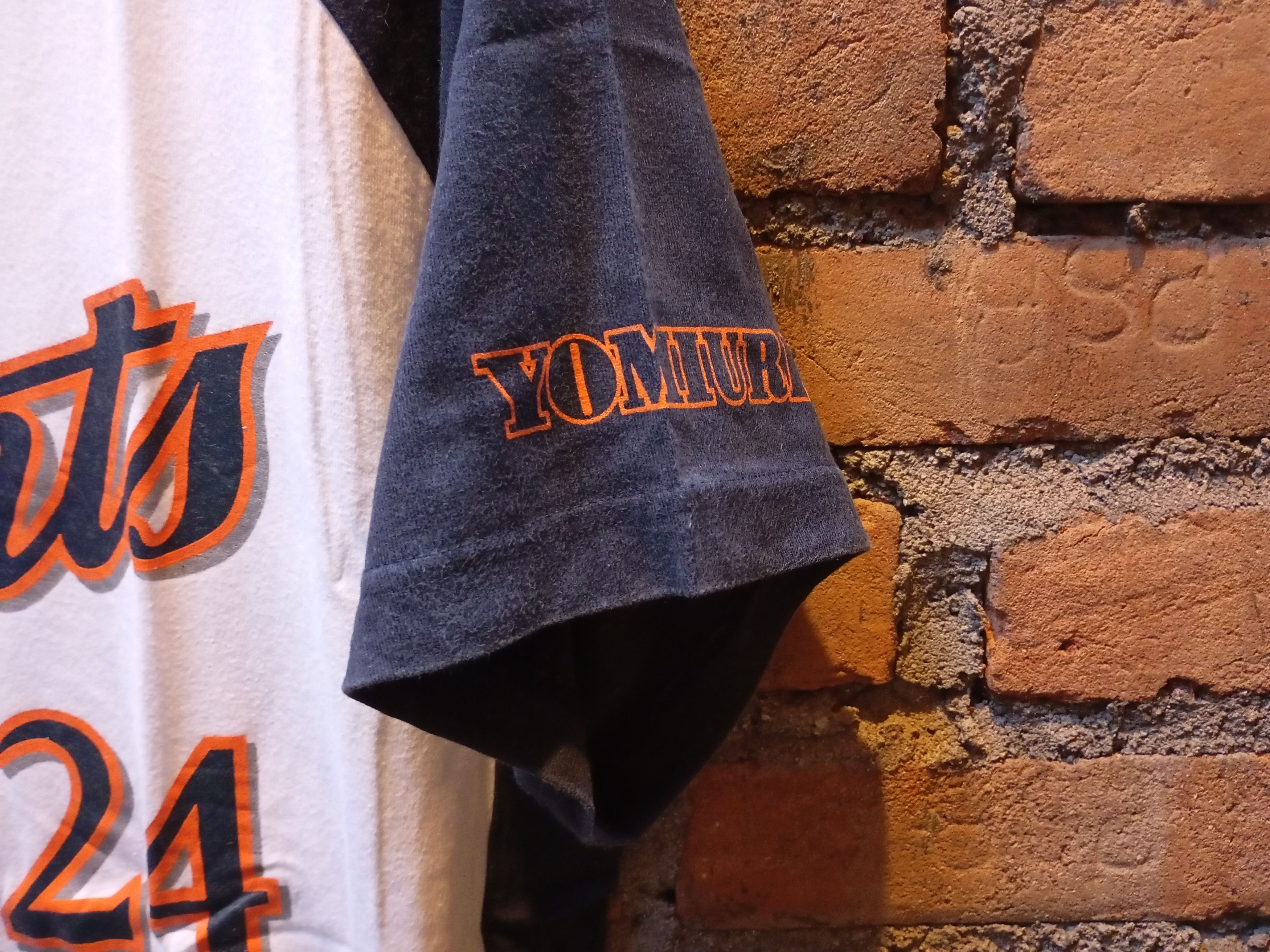 Japanese Brand Yomiuri Giants Jersey Tees Size US L / EU 52-54 / 3 - 5 Thumbnail