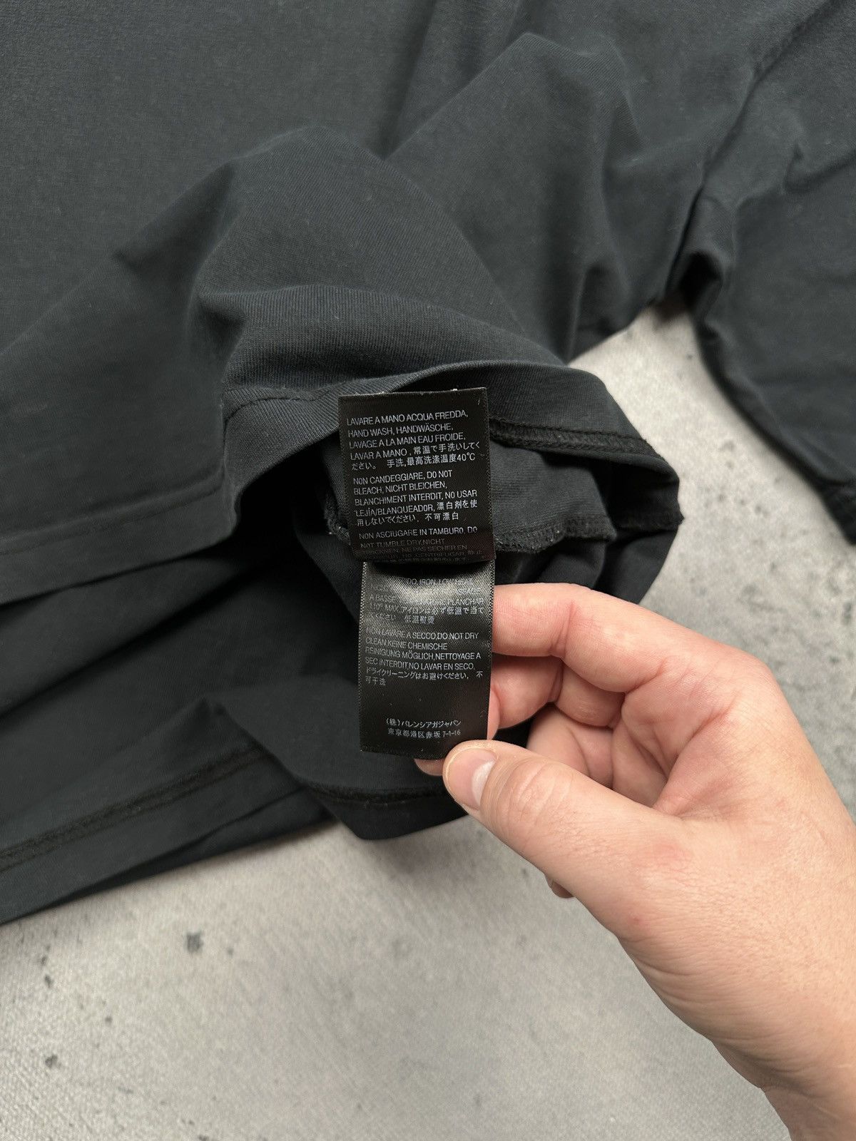 Balenciaga Balenciaga The Crew Black T-shirt Paris Logo Print Oversized Size US S / EU 44-46 / 1 - 11 Thumbnail