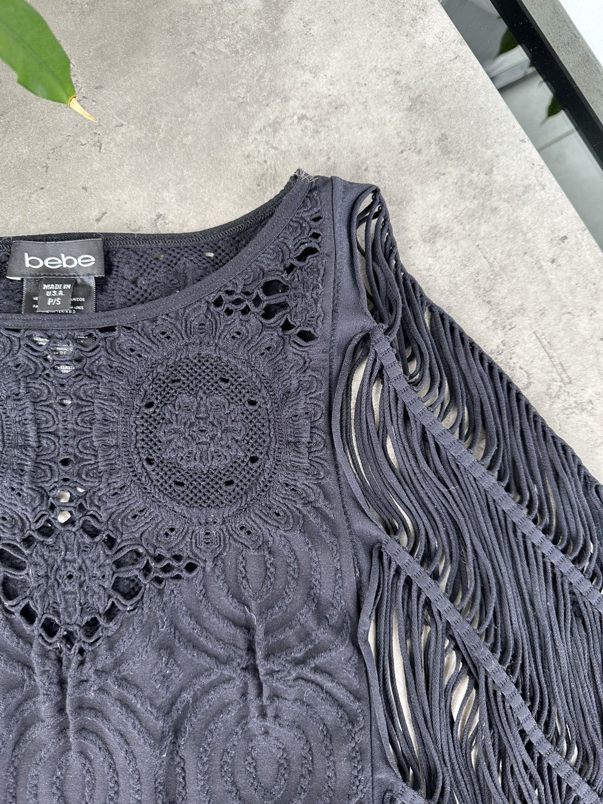 Bebe Bebe Mini Dress With Beautiful Sleeves Size XS / US 0-2 / IT 36-38 - 4 Thumbnail