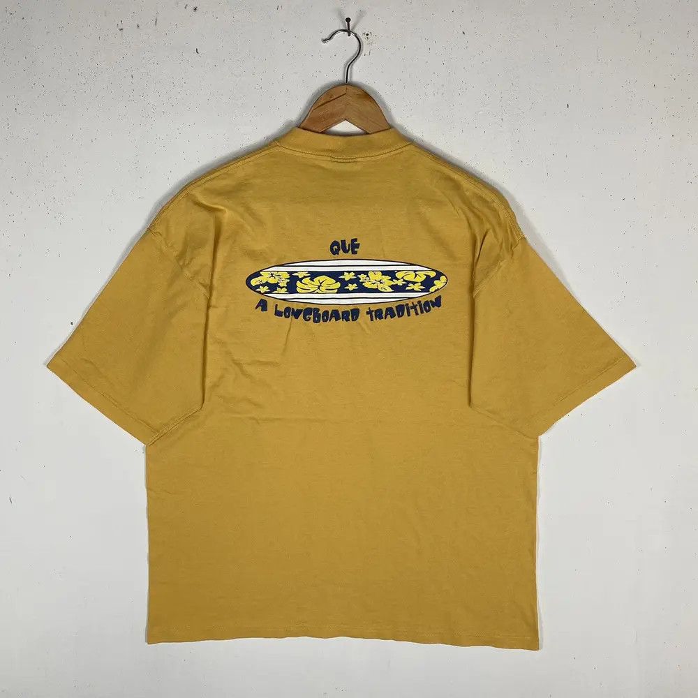 Vintage Vintage 90's QUE A Longboard Tradition Graphic Surf Tee Size US L / EU 52-54 / 3 - 2 Thumbnail