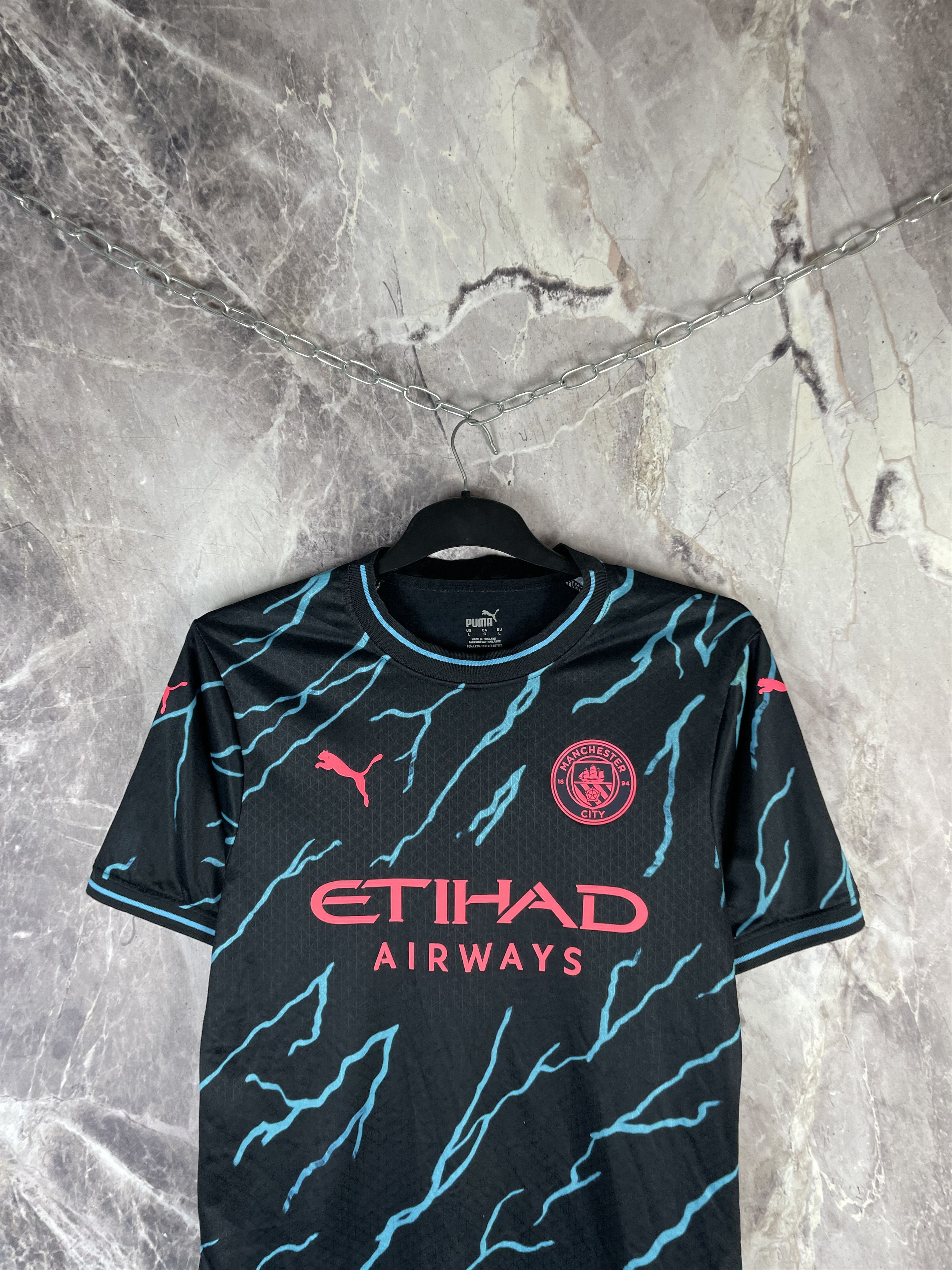 Puma Vintage Puma Manchester City 23/24 Soccer Size US L / EU 52-54 / 3 - 2 Thumbnail