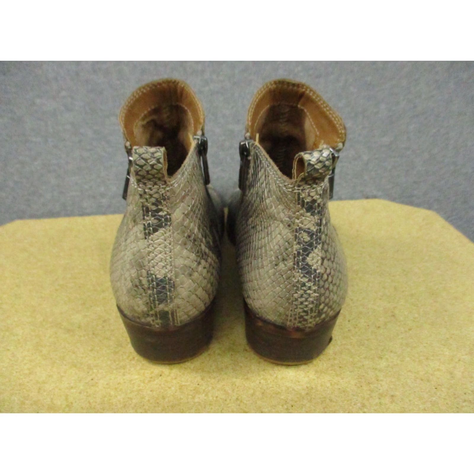 Lucky Brand Lucky Brand Snakeskin Python Zipper Ankle Boots 8.5 M Womens Tan Leather Upper Block Heel Size US 9 / IT 39 - 3 Thumbnail