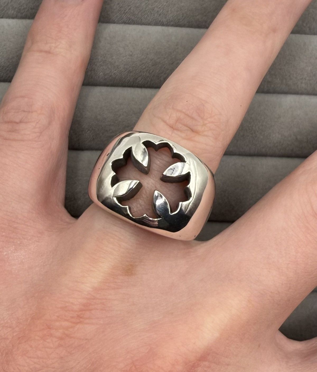 Chrome Hearts CHROME HEARTS NEGATIVE PLUS RING | Grailed