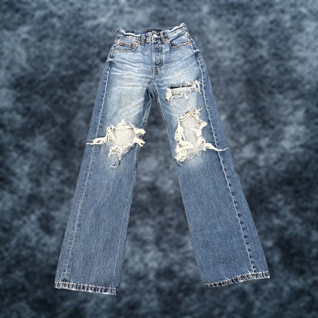 Aeropostale AEROPOSTALE Jeans 90s Baggy Light Wash Den om Women's 00 Relaxed High Rise Straight 30 In Inseam Denim Blue Cotton Blend Pockets Logo Size 24" / US 00 / IT 34 - 1 Thumbnail