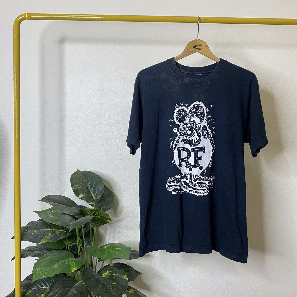 Japanese Brand × Vintage Y2K Mooneyes Japan x Ratfink Fever T Shirt Size US M / EU 48-50 / 2 - 1 Thumbnail