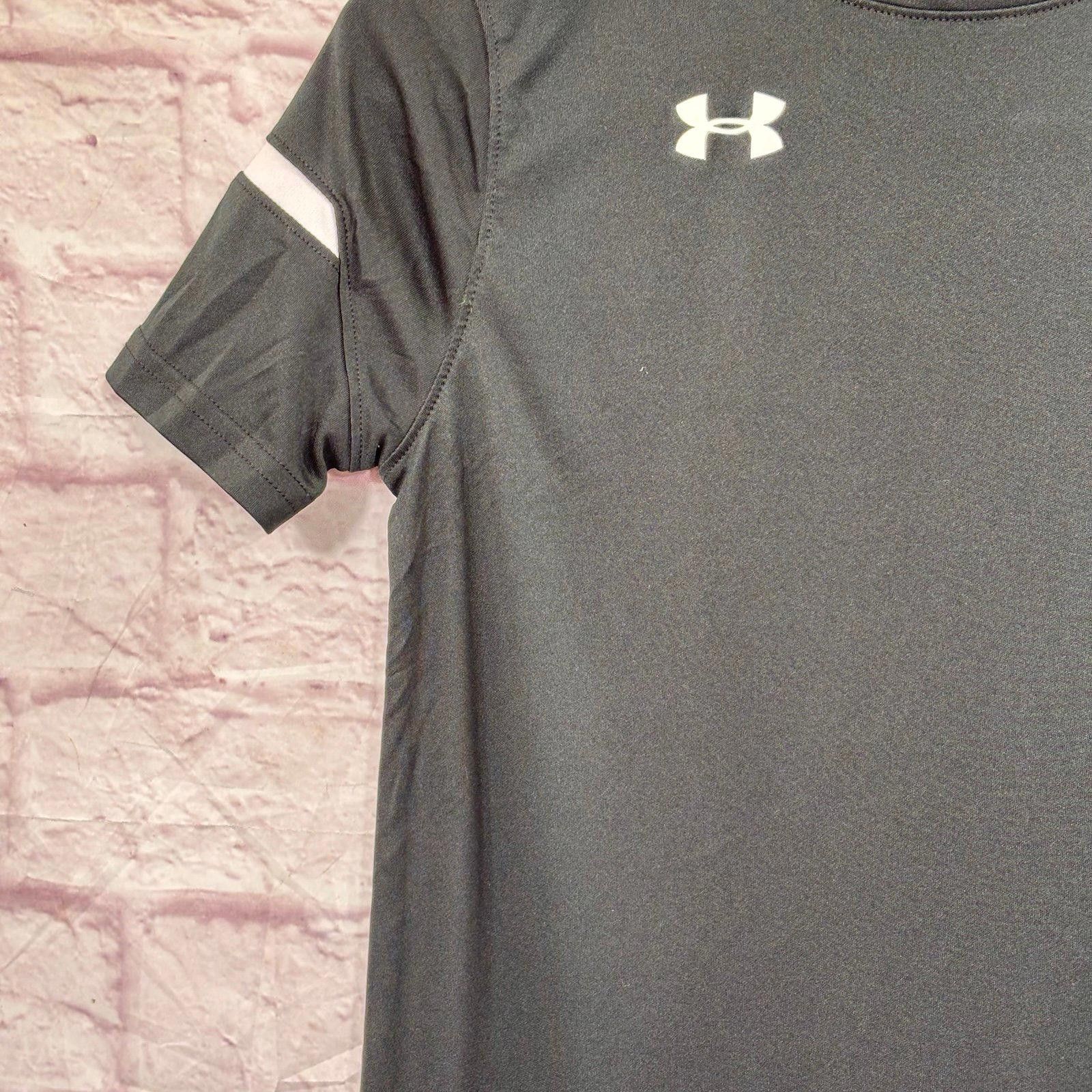 Under Armour Under Armour HeatGear Loose Fit T-Shirt Youth Medium Size US M / EU 48-50 / 2 - 2 Thumbnail
