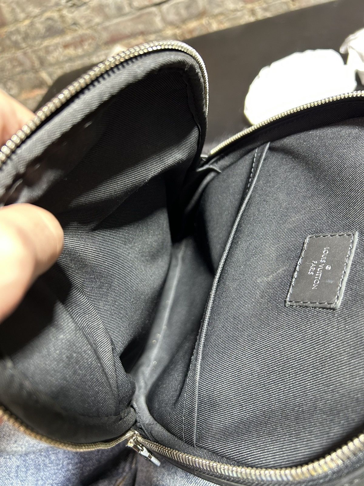 Louis Vuitton Louis Vuitton Black Sling Bag Size ONE SIZE - 8 Thumbnail