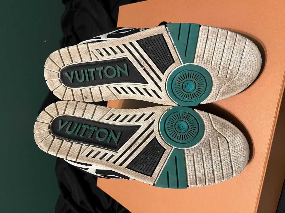 Louis Vuitton Louis Vuitton Skate Sneakers Black Green White LV 9 Trainers Size US 10 / EU 43 - 9 Thumbnail