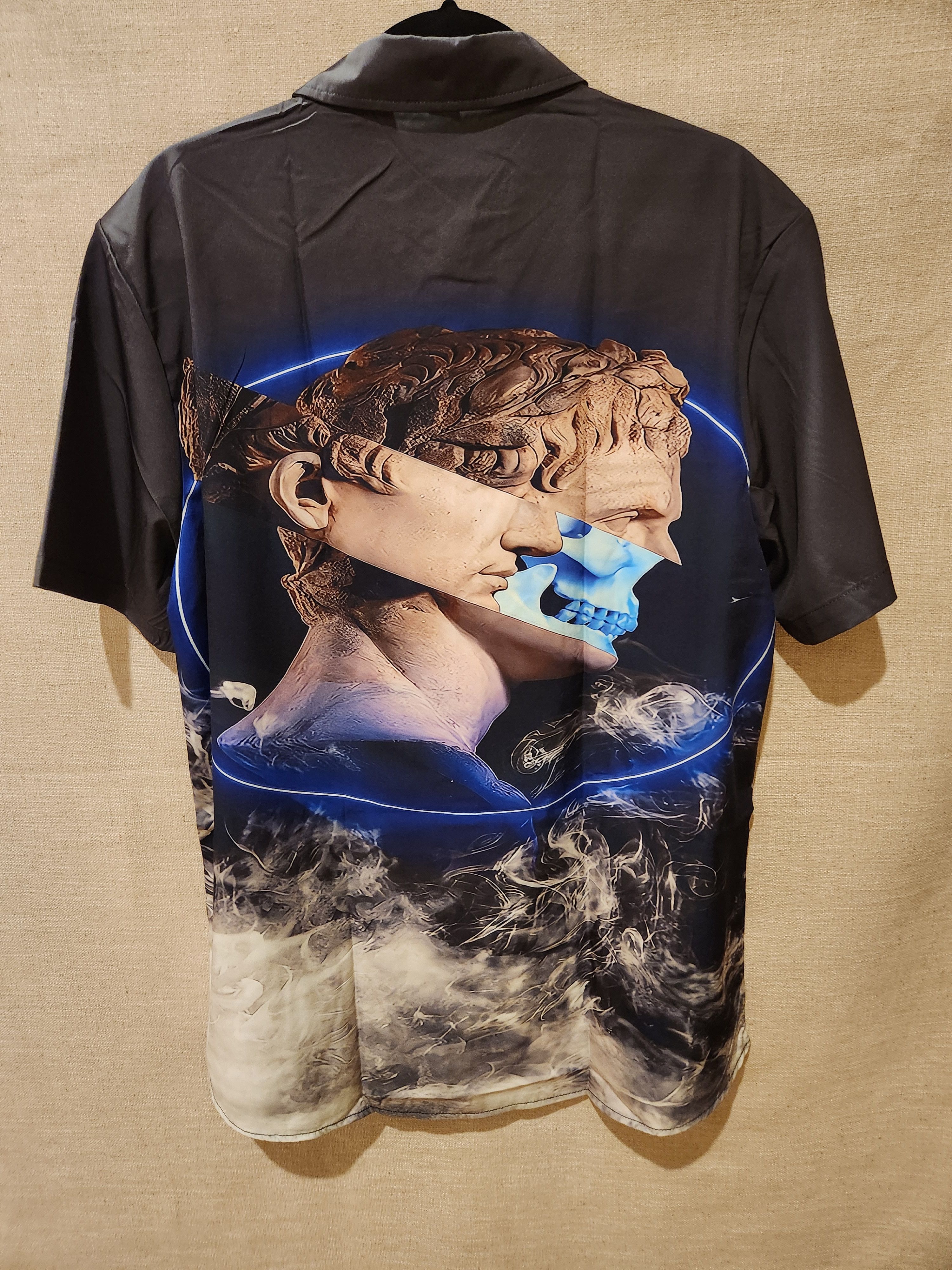 Other NWOT Men's Bold Graphic Designed Short Sleeve Shirt Size US L / EU 52-54 / 3 - 2 Thumbnail