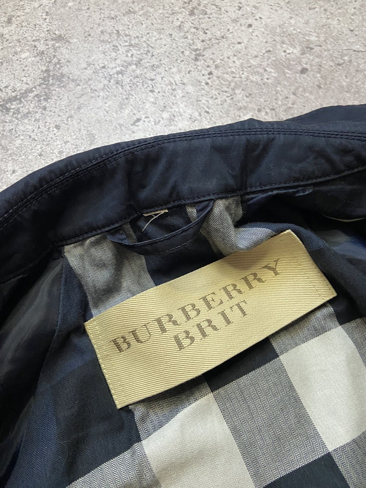 Burberry Burberry Brit Nova Check Inside Trench Coat In Navy Size US M / EU 48-50 / 2 - 10 Thumbnail