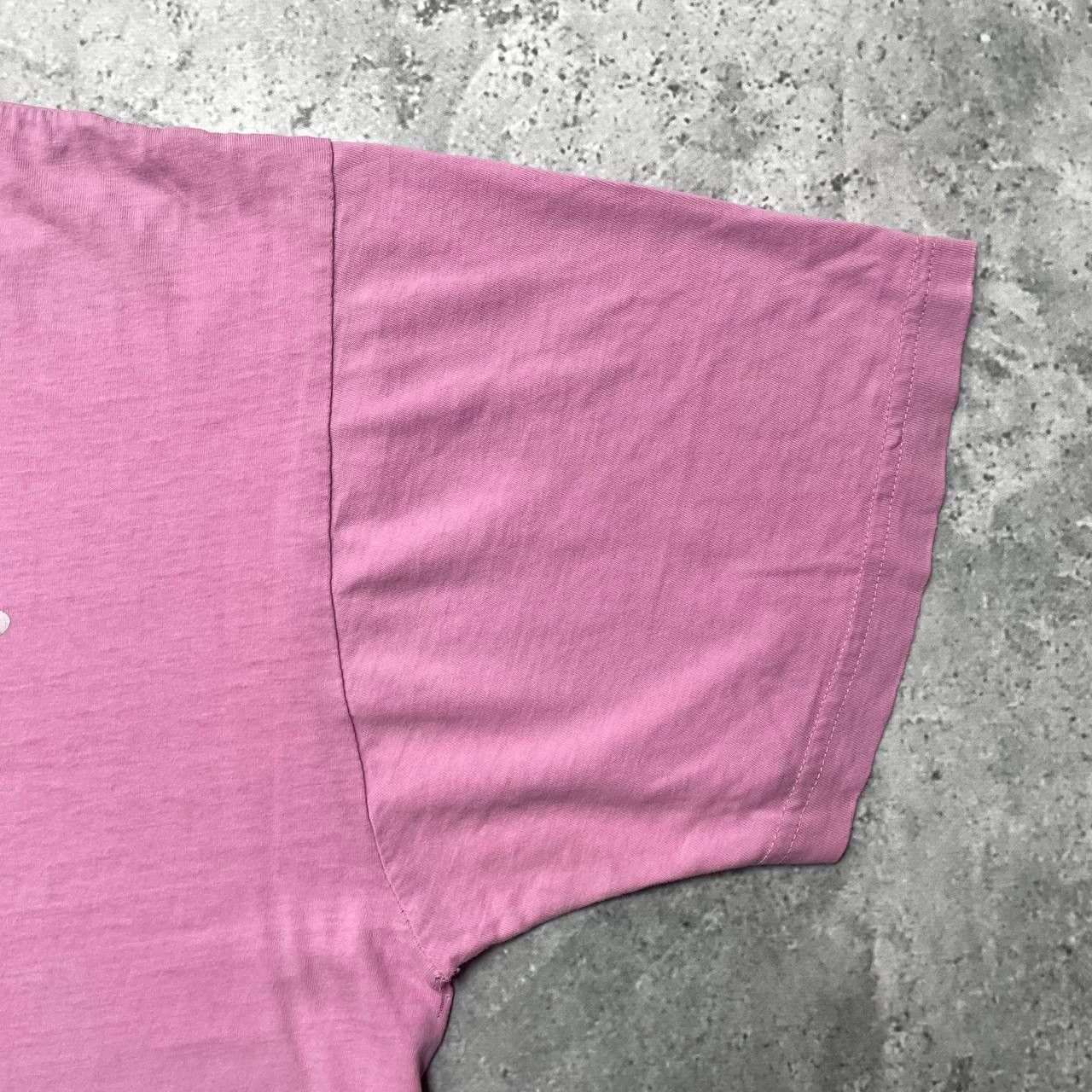 Vintage Vintage Y2K FBI Quote Thrashed T Shirt Faded Pink Size L Size US L / EU 52-54 / 3 - 21 Thumbnail