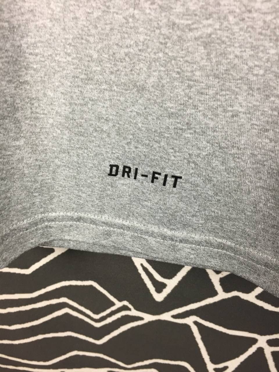 Nike Nike Dri-FIT Swoosh Logo Long Sleeve Activewear Tee Size M Size US M / EU 48-50 / 2 - 5 Thumbnail