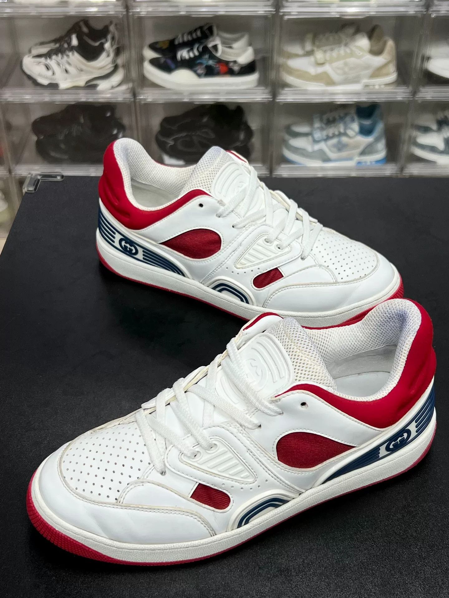 Gucci Gucci Red Lowtop Sneakers 8 Men Size US 8 / EU 41 - 1 Thumbnail