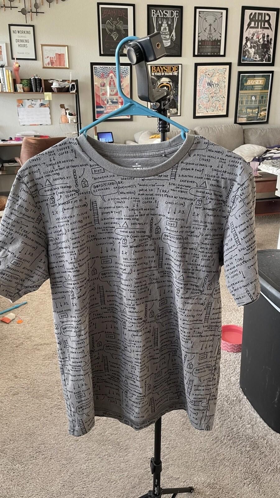 Uniqlo Uniqlo Jean-Michel Basquiat T Shirt Size M Gray With Black Size US M / EU 48-50 / 2 - 1 Thumbnail