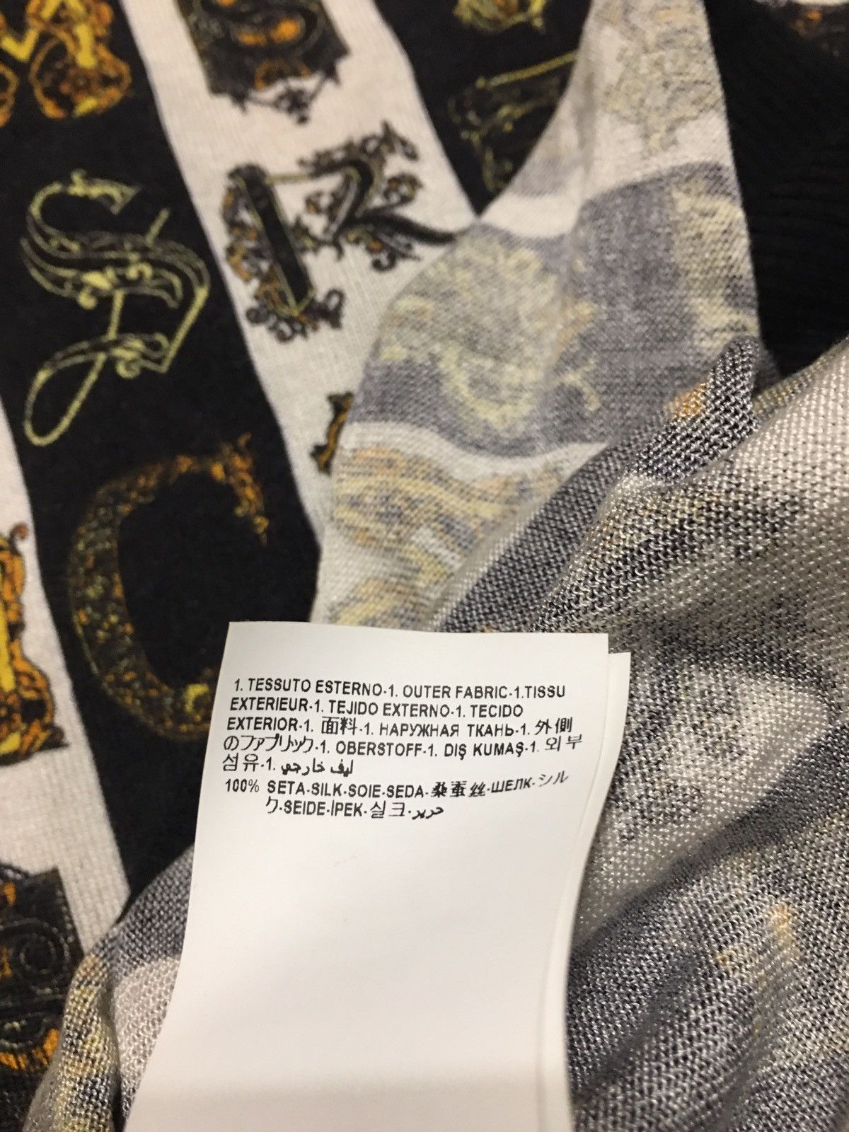 Versace VERSACE Virtus Silk Sweater Alphabet Black Gold Medusa EU38 Size S / US 4 / IT 40 - 15 Thumbnail