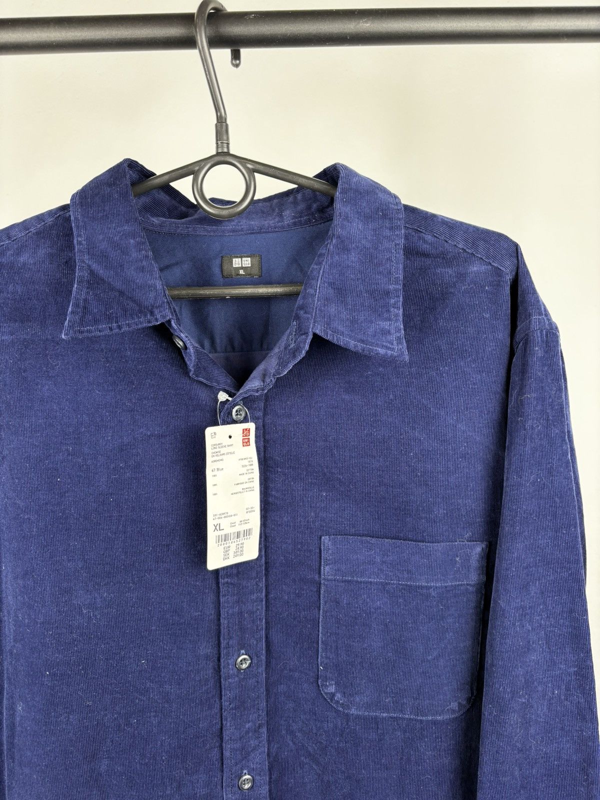 Uniqlo Uniqlo velvet shirt size XL Size US XL / EU 56 / 4 - 2 Thumbnail