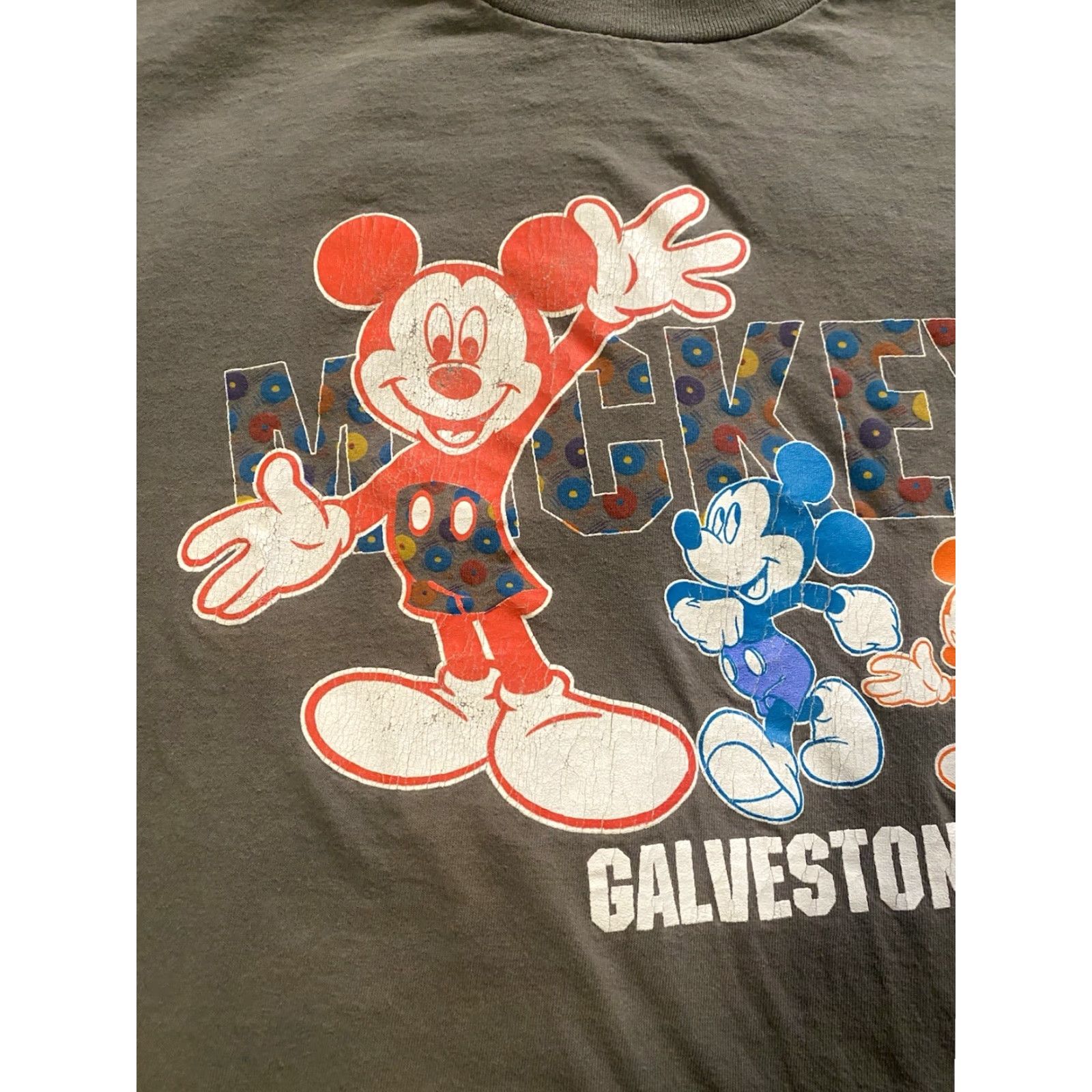 Velva Sheen Vtg Velva Sheen Mickey Mouse T Shirt Gray Mens XL Crew Neck Short Sleeve 80s 90s Cartoon Disney Galveston TX Cotton Single Stitch Size US XL / EU 56 / 4 - 3 Thumbnail