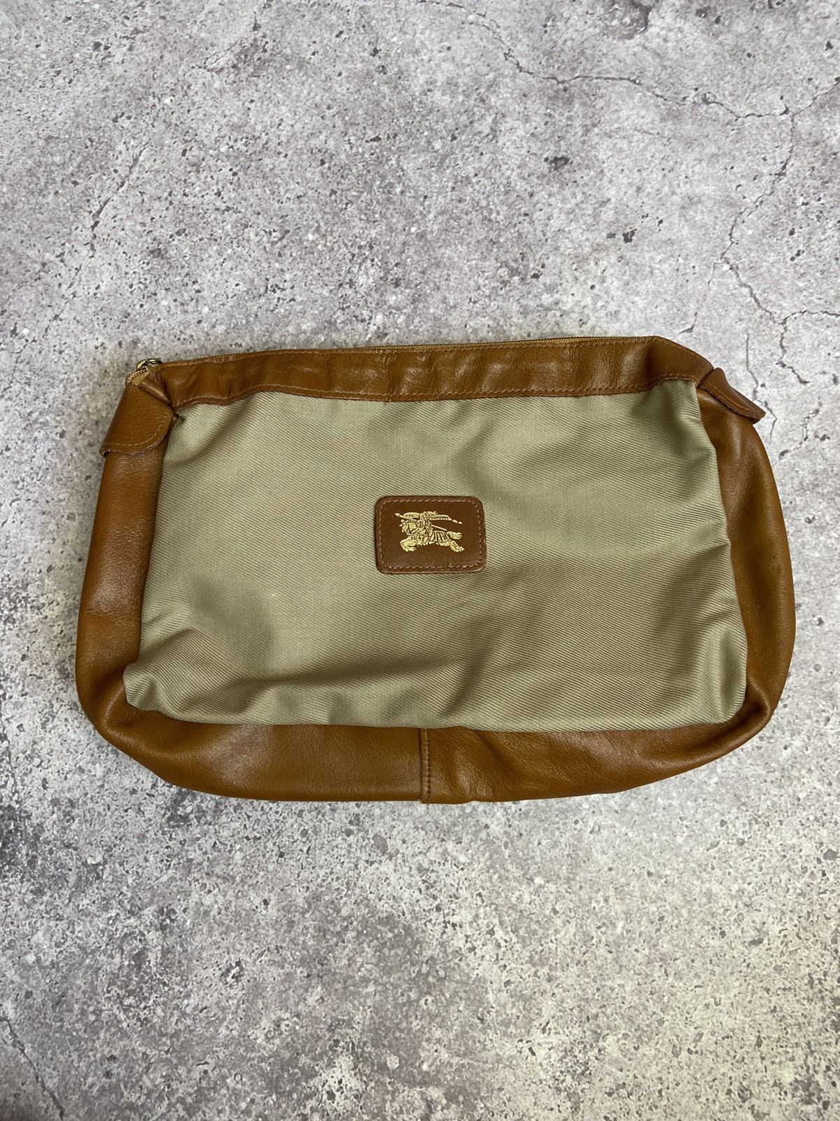 Burberry Burberry Prorsum Cosmetic Bag Leather Logo Size ONE SIZE - 1 Thumbnail