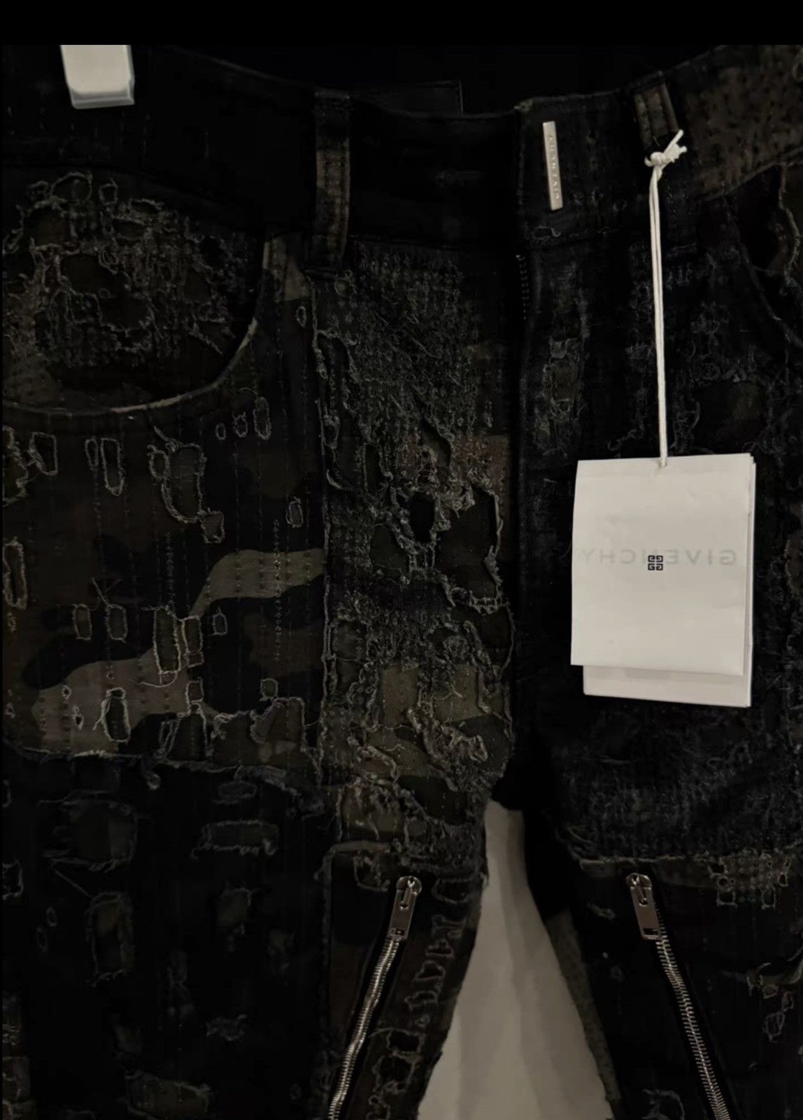 Givenchy Givenchy mmwboro jeans Size US 31 - 3 Thumbnail