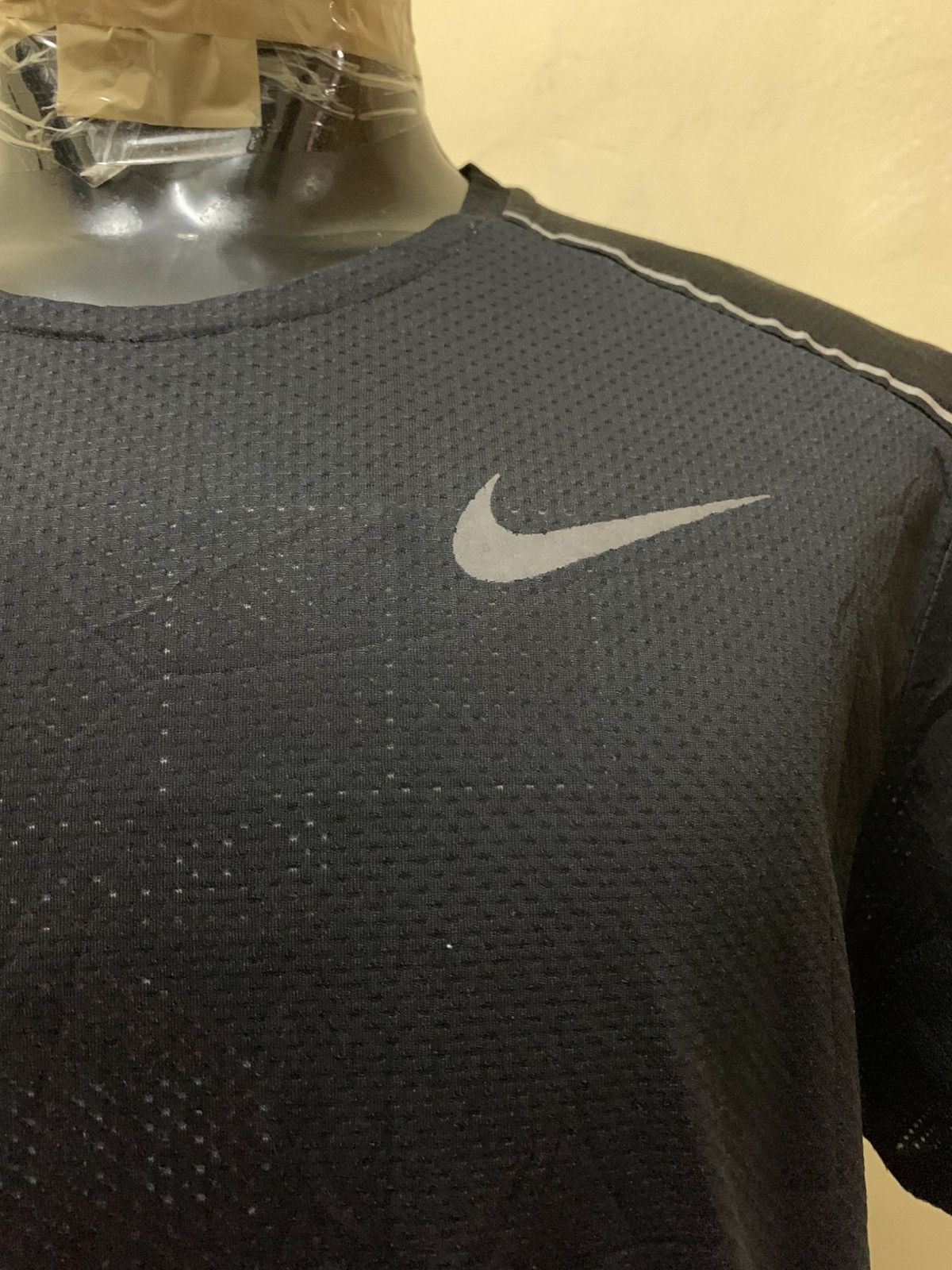 Nike DRI-FIT Running Short Sleeve Jersey Breathable Shirt Jog Size US XL / EU 56 / 4 - 2 Thumbnail