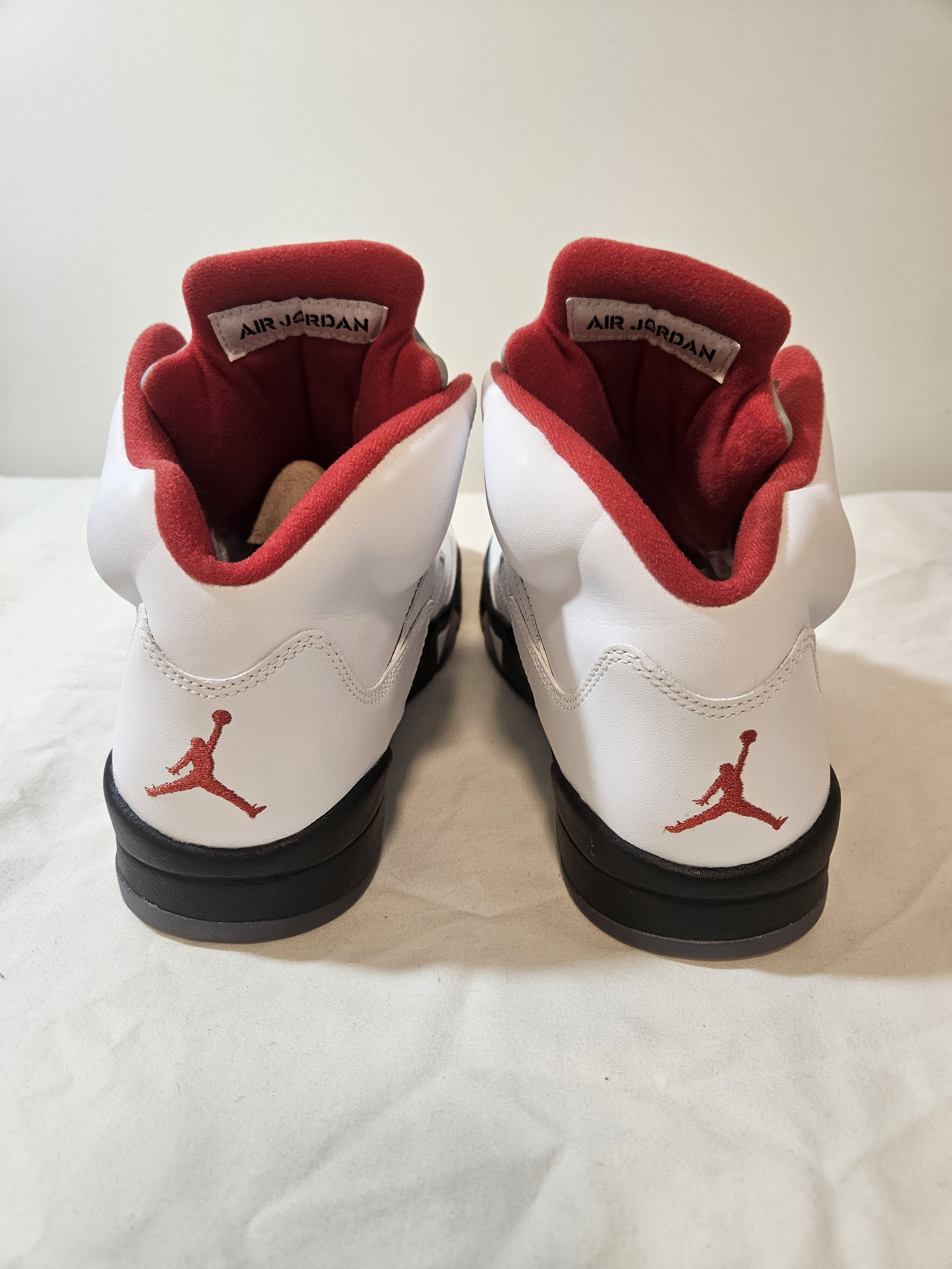 Jordan Brand 2013 Air Jordan 5 Retro Fire Red basketball shoes Size US 8 / EU 41 - 5 Thumbnail