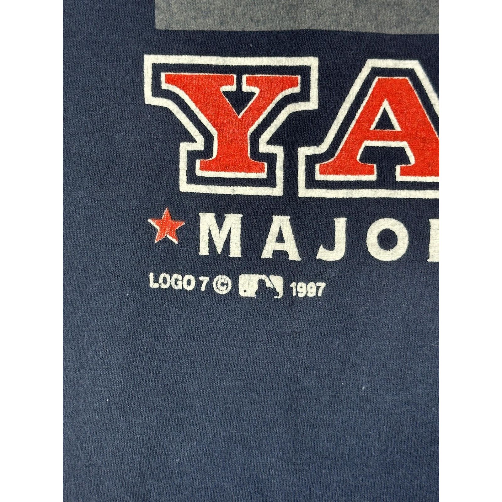 Logo 7 New York Yankees Shirt Blue MLB Baseball Logo 7 Tee 90s Sz L Size US L / EU 52-54 / 3 - 6 Thumbnail