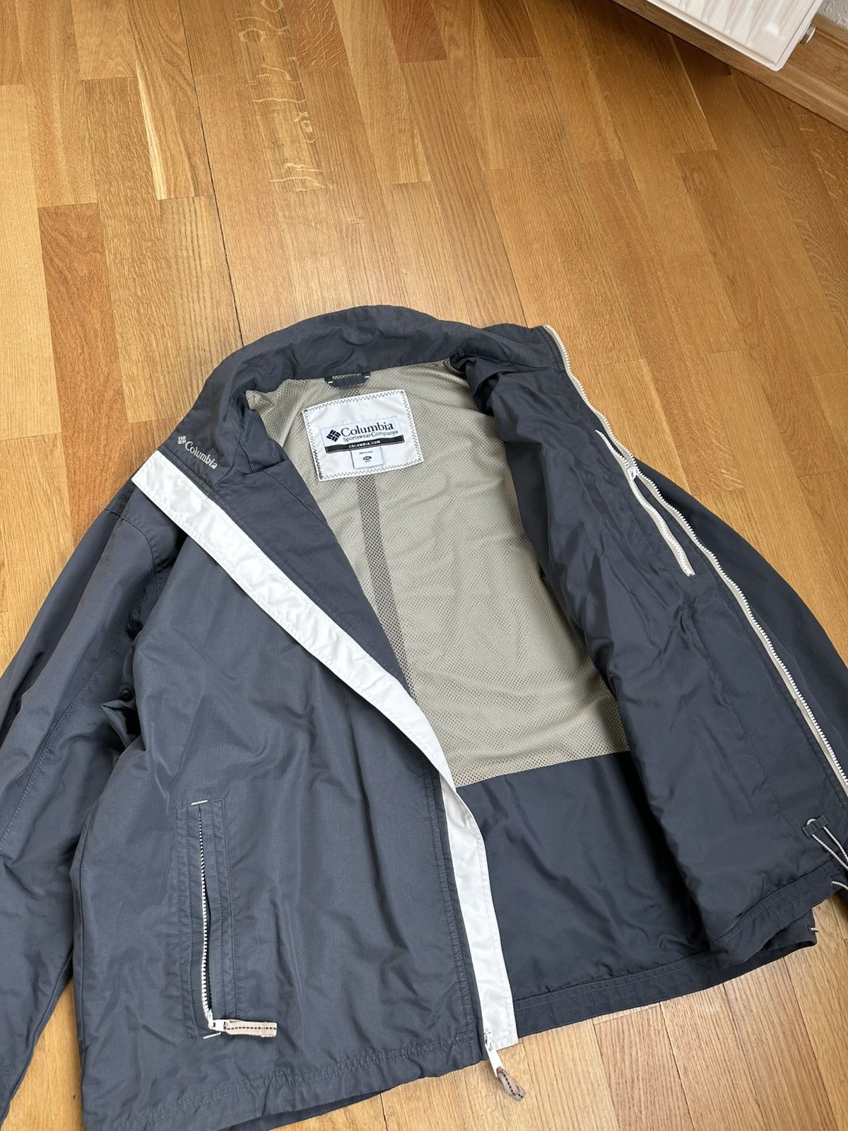 Columbia Vintage 00’s Columbia Jacket Sportswear XXL Fit Size US XXL / EU 58 / 5 - 10 Thumbnail