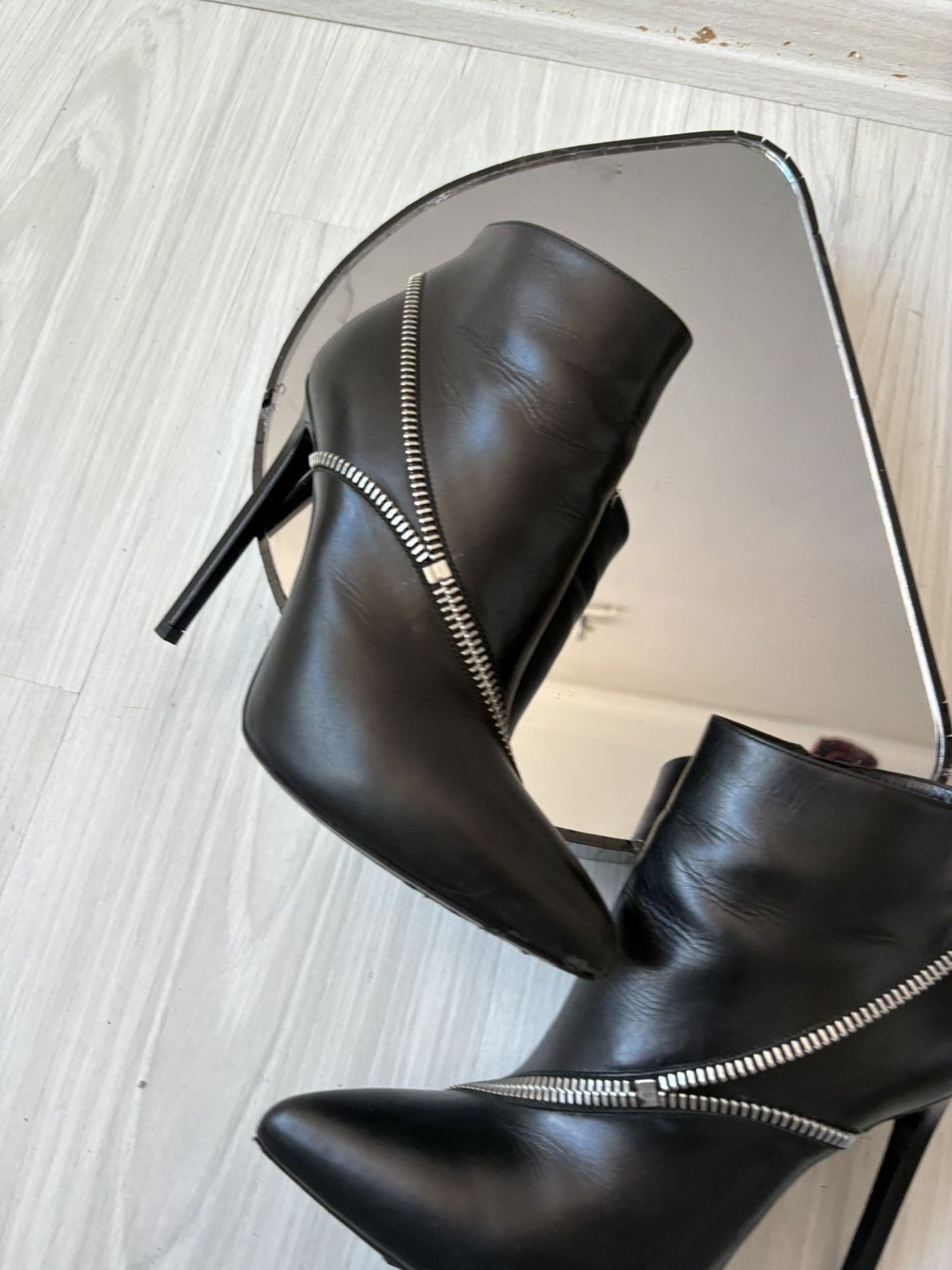 Yves Saint Laurent Yves Saint Laurent boots Size US 6.5 / IT 36.5 - 11 Thumbnail