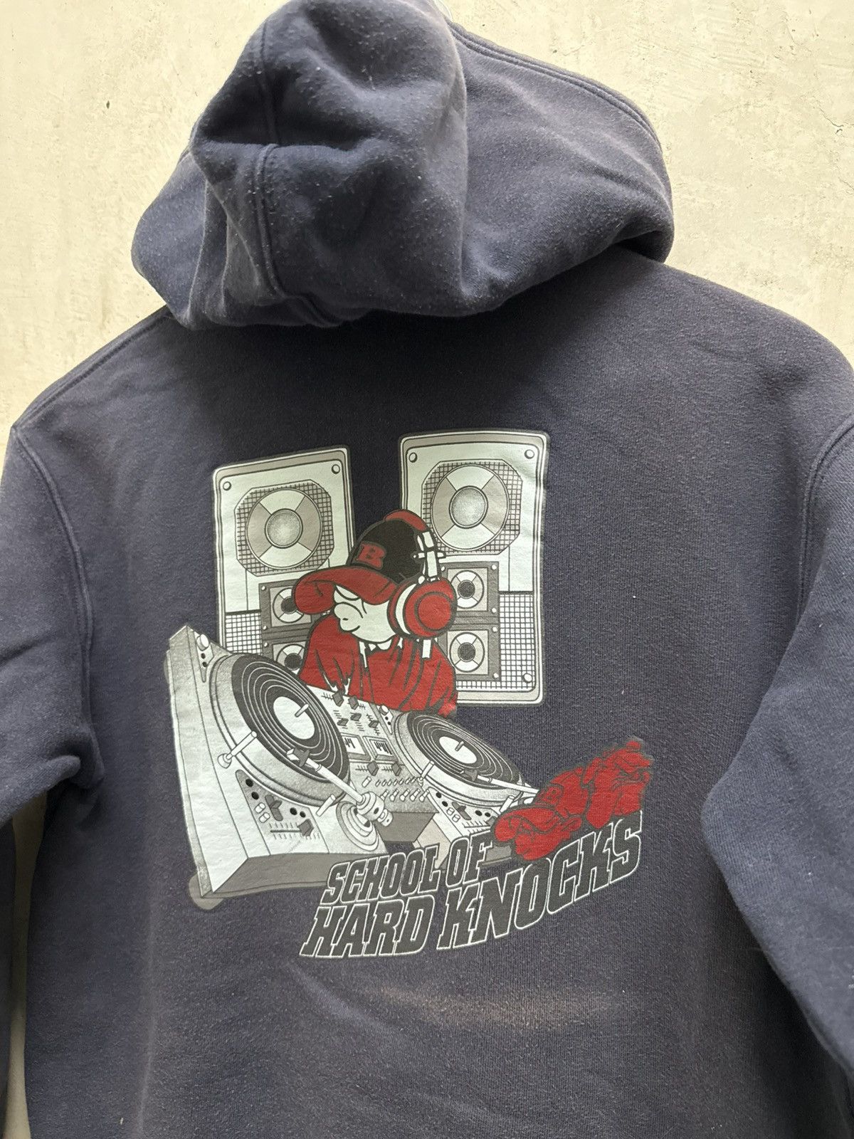 JNCO 2000s School of Hard Knock SOHK y2k jnco style faded Hoodie Size US S / EU 44-46 / 1 - 2 Thumbnail