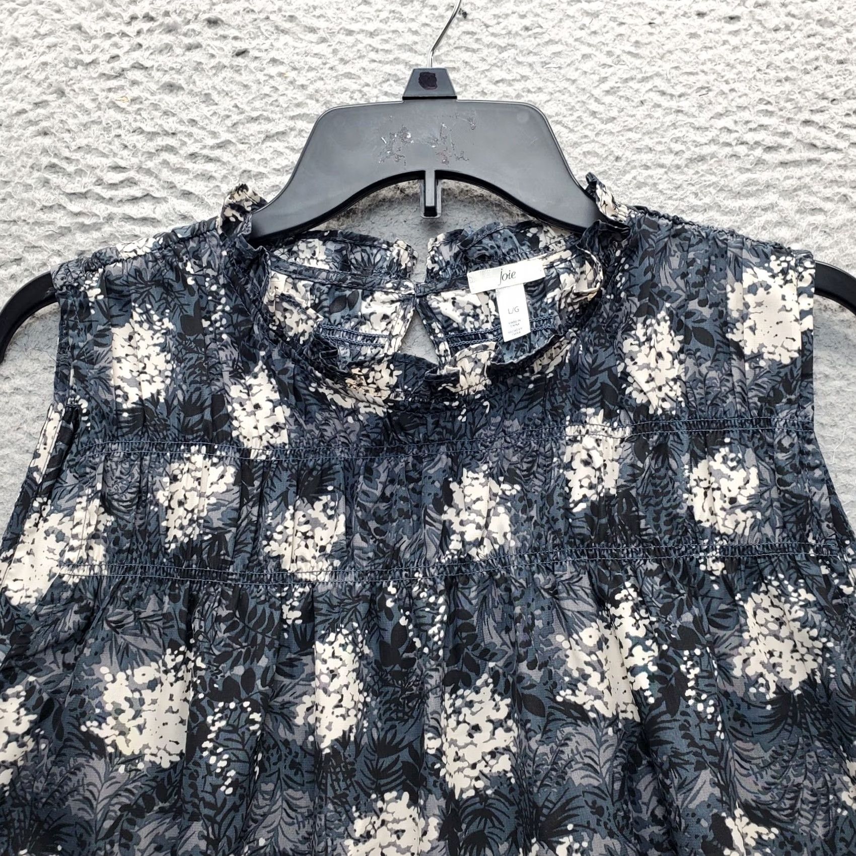 Joie Joie Tank Top Womens Large Multi Baltic Print Sleeveless Ruffle Neck SMocked Geometric 100% Polyester Size L / US 10 / IT 46 - 7 Thumbnail