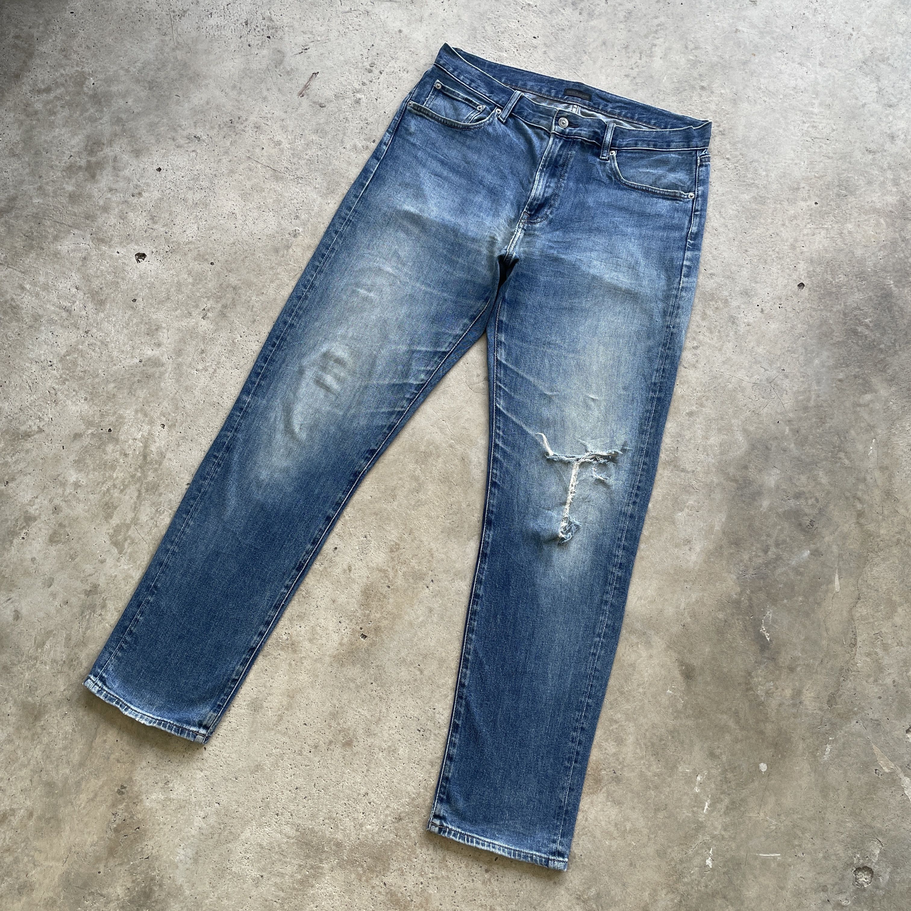 Japanese Brand W35 VINTAGE JAPAN FADED RIPPED JEANS DISTRESSED DENIM PANTS Size US 35 - 1 Thumbnail